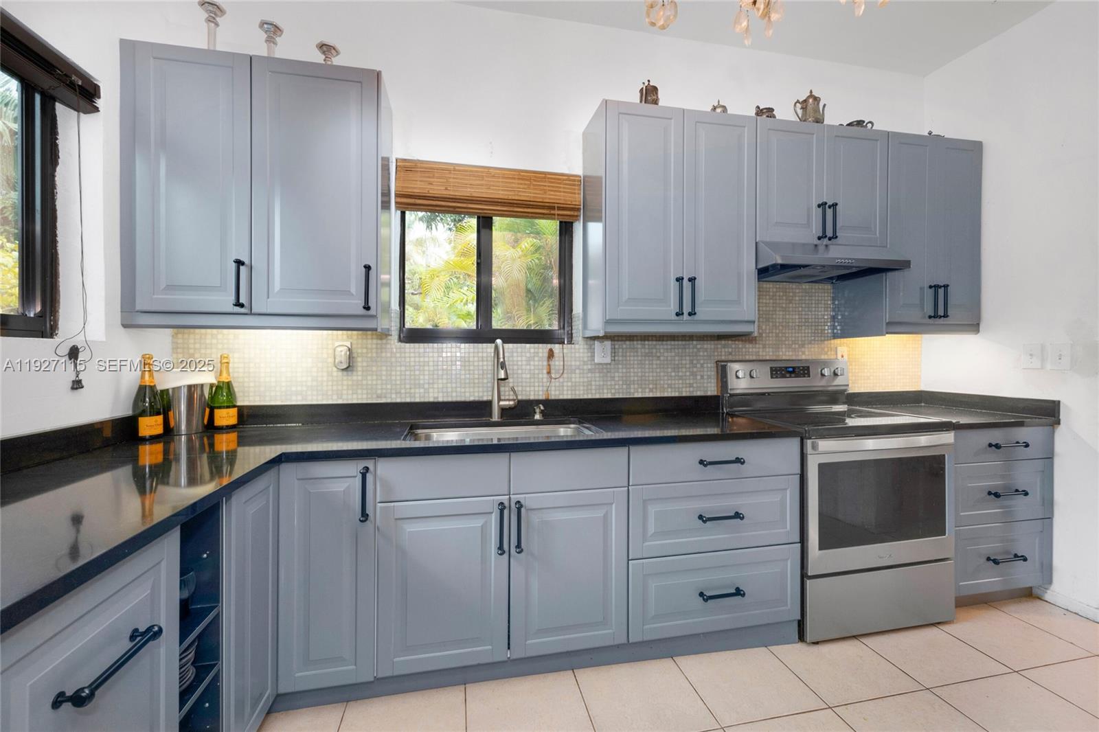 POINCIANNA MANOR SEC 4 - Residential