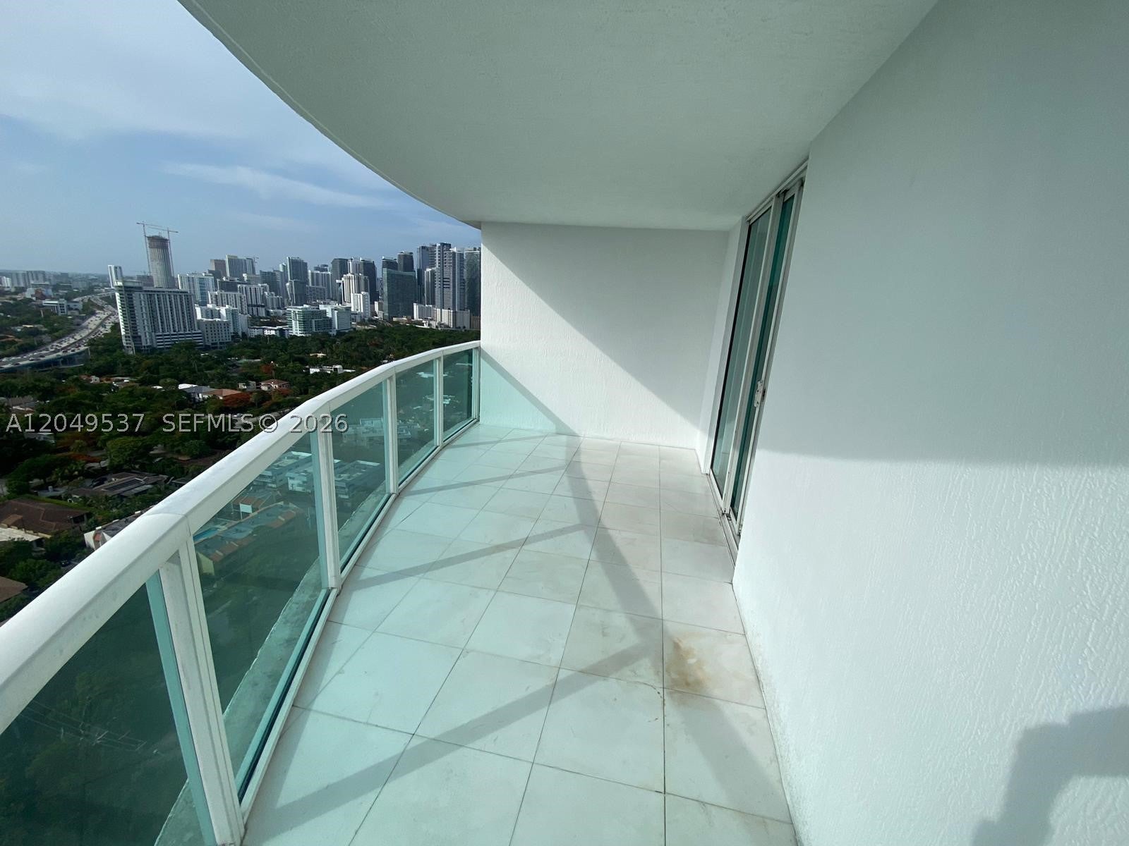 2101 Brickell Ave 1112