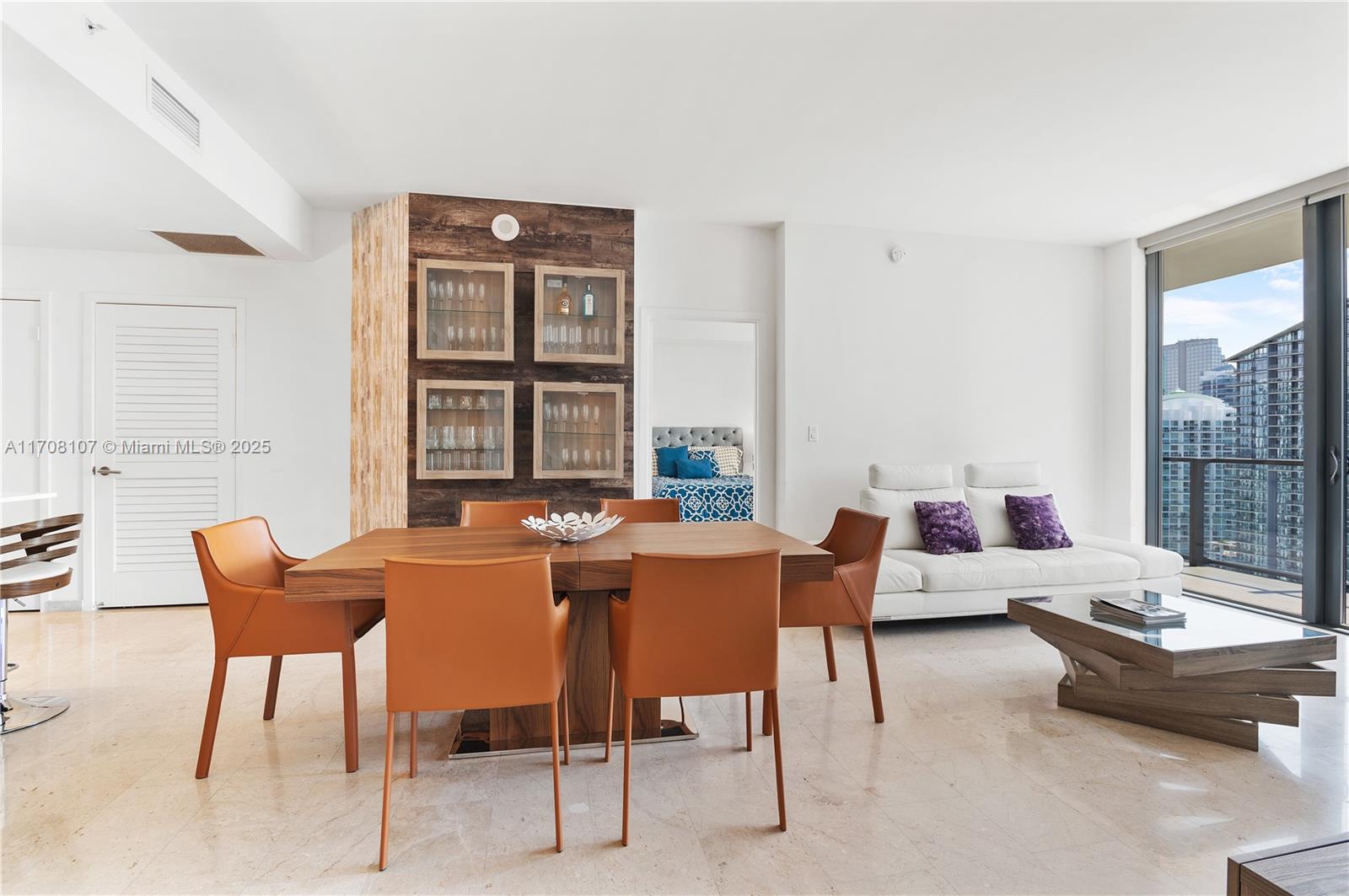 88 SW 7th St 3405