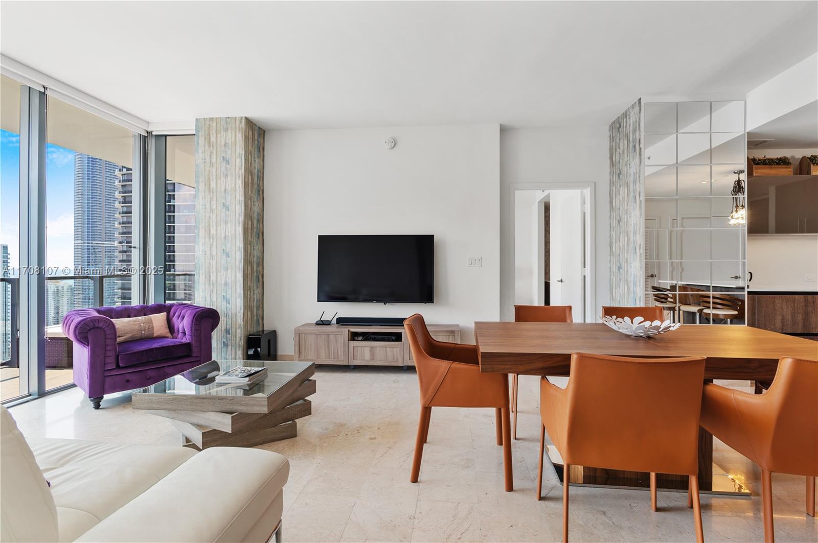 88 SW 7th St 3405
