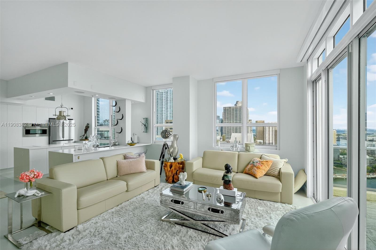 THE MARK ON BRICKELL COND - Residential Lease