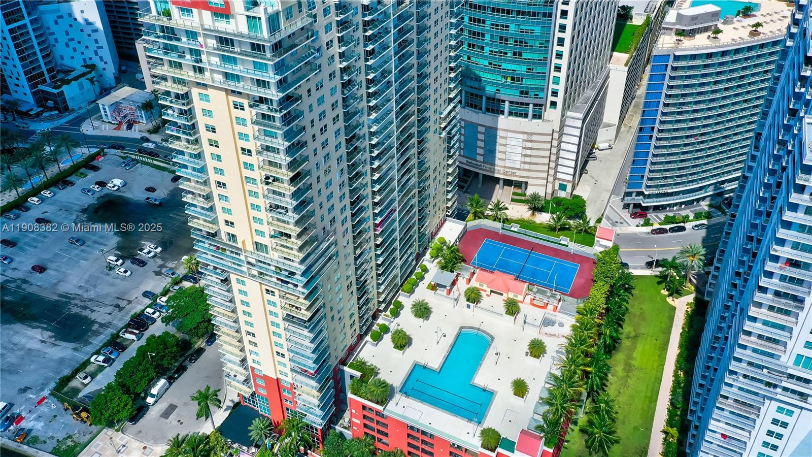 THE MARK ON BRICKELL COND - Residential Lease