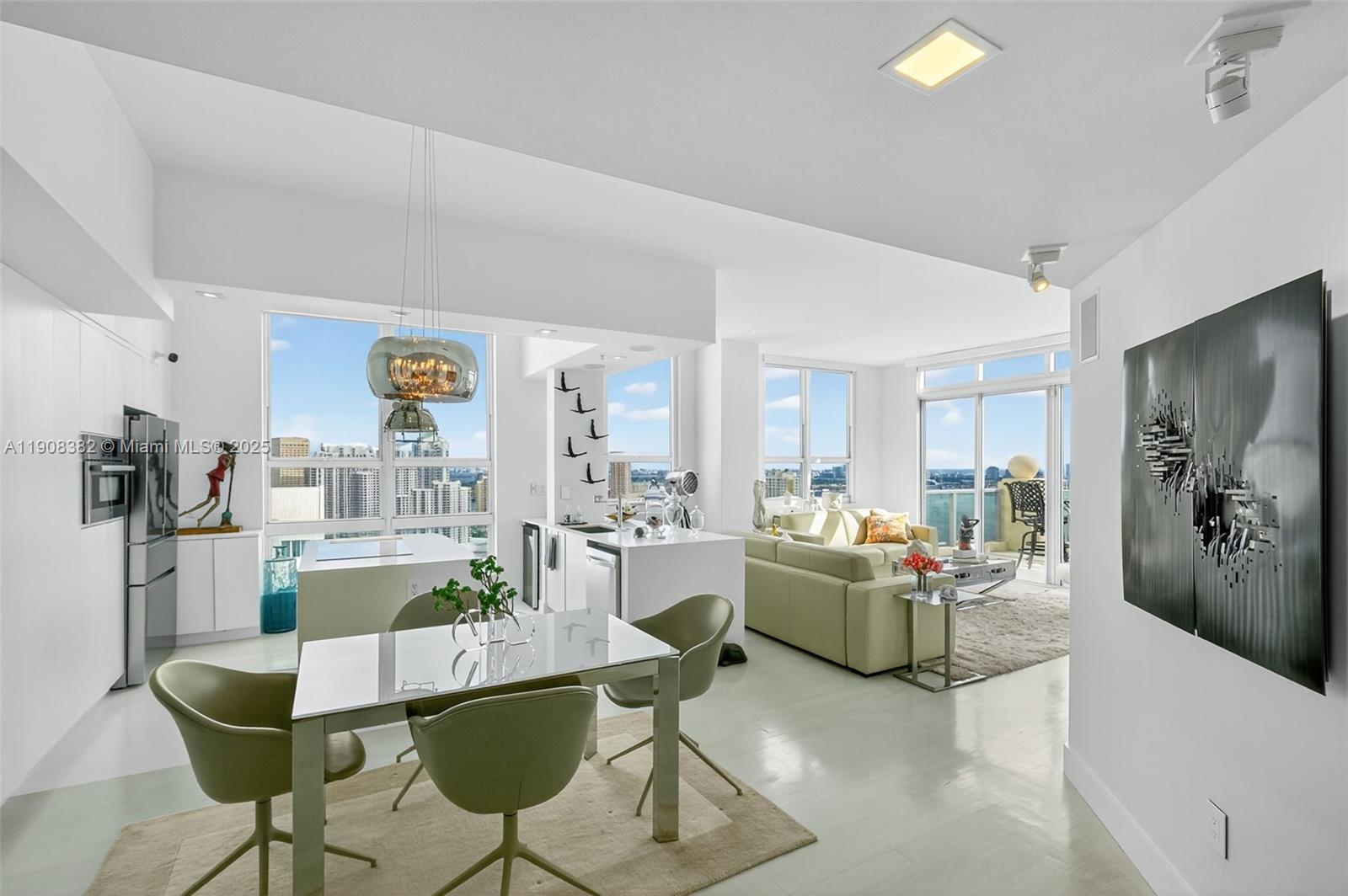 THE MARK ON BRICKELL COND - Residential Lease