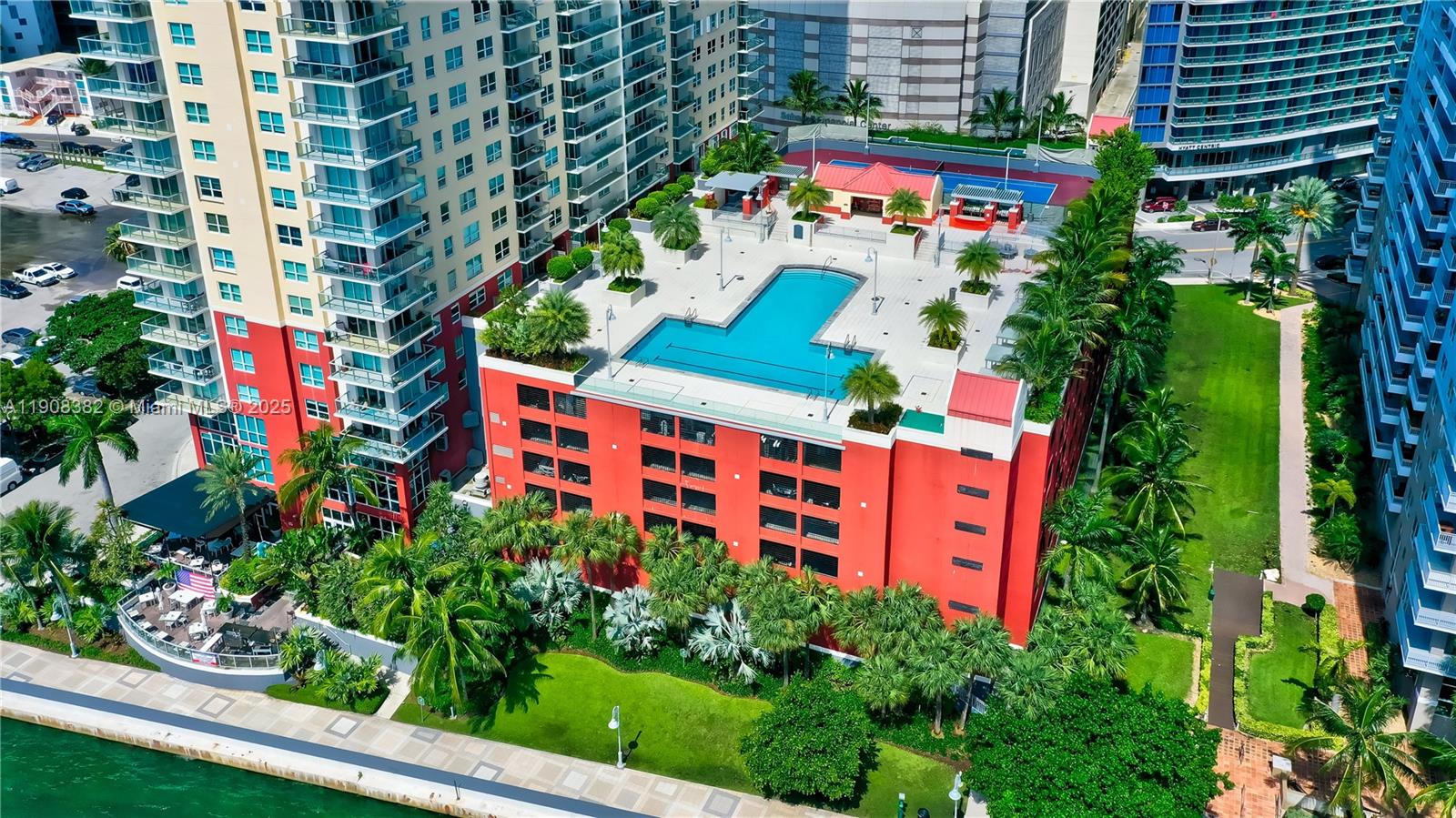 THE MARK ON BRICKELL COND - Residential Lease