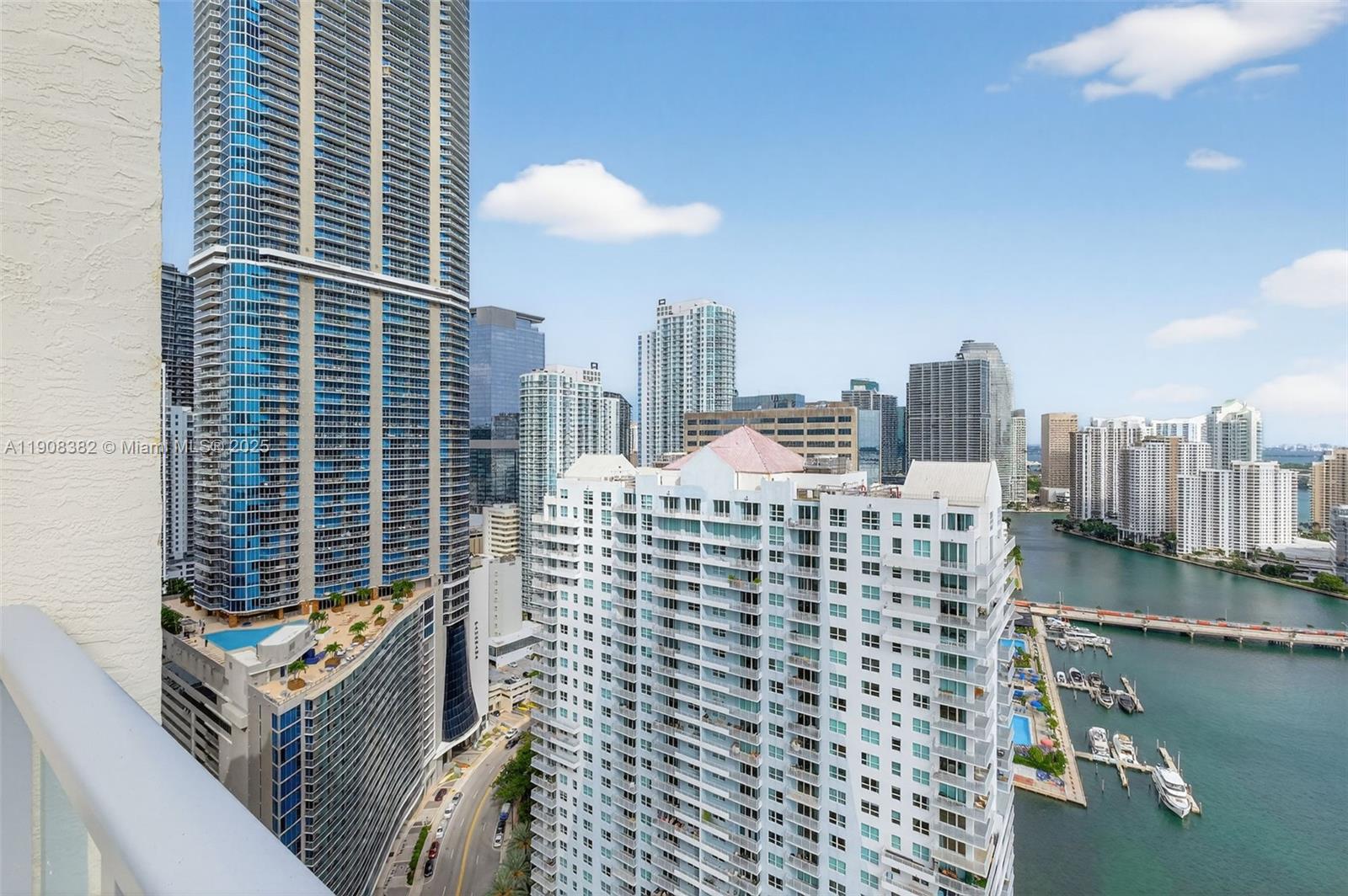 THE MARK ON BRICKELL COND - Residential Lease