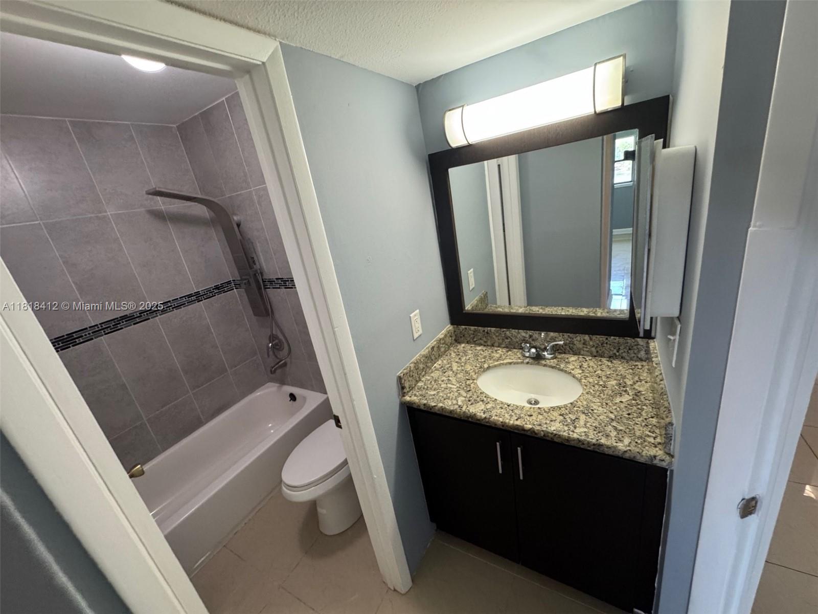 PRESERVE AT AVERY LAKES - Residential Lease