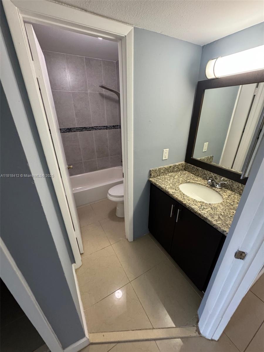 PRESERVE AT AVERY LAKES - Residential Lease