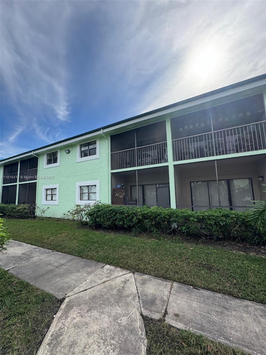 PRESERVE AT AVERY LAKES - Residential Lease