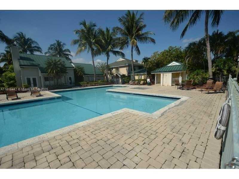 PRESERVE AT AVERY LAKES - Residential Lease