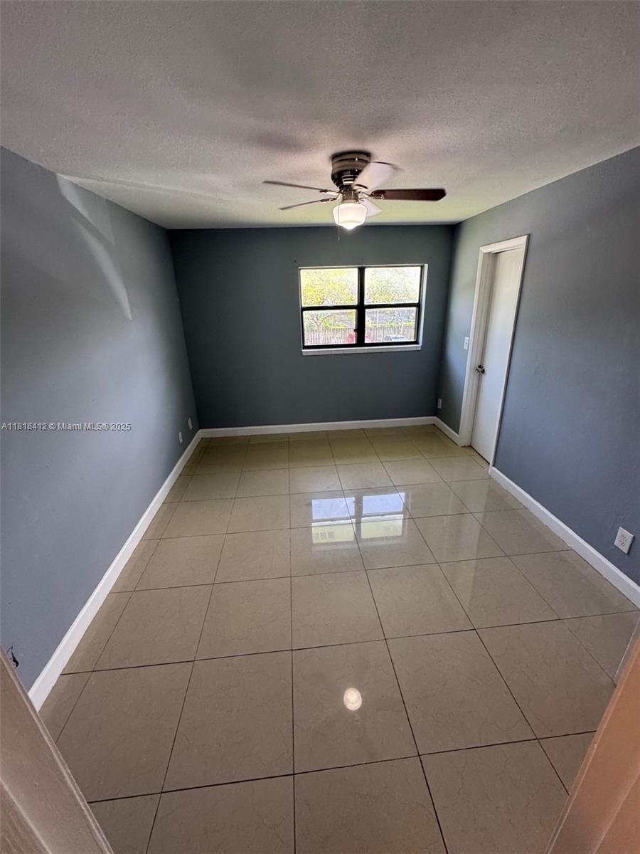 PRESERVE AT AVERY LAKES - Residential Lease