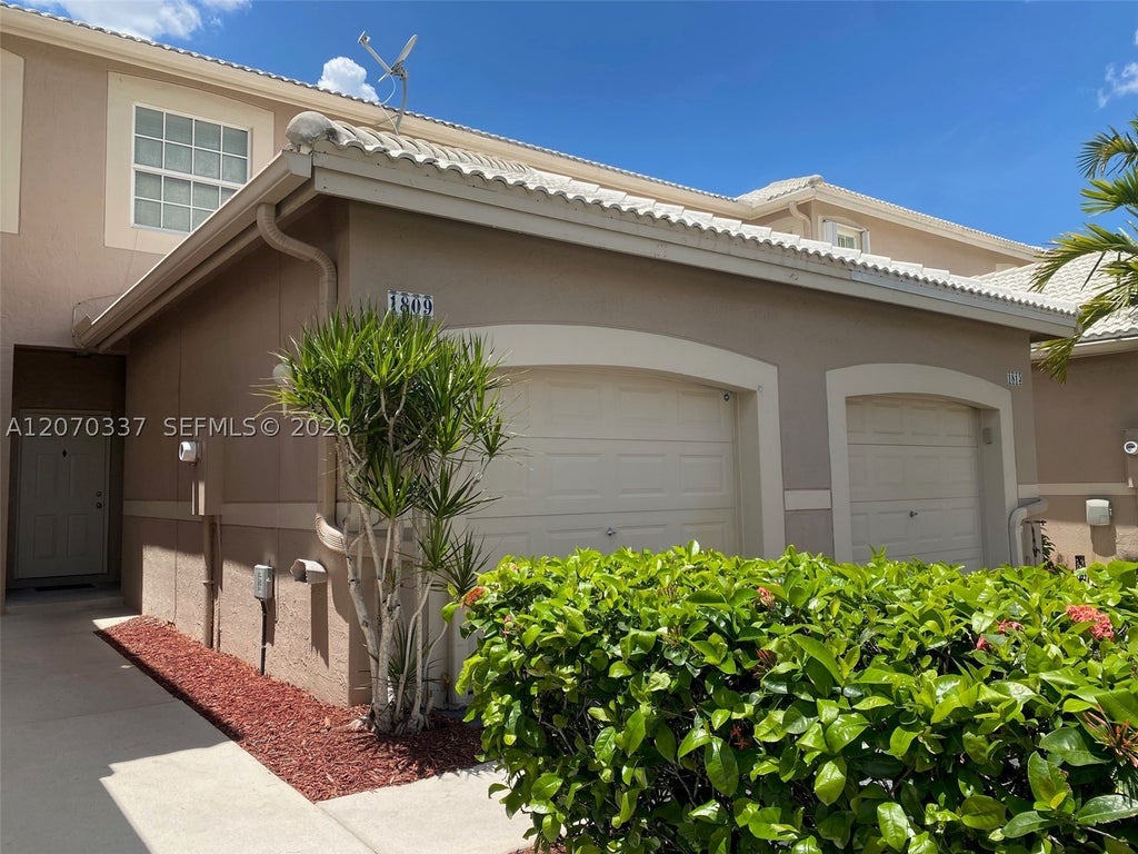 Photo of 1809 Salerno Cir, Weston, FL 33327 (MLS # A12070337)