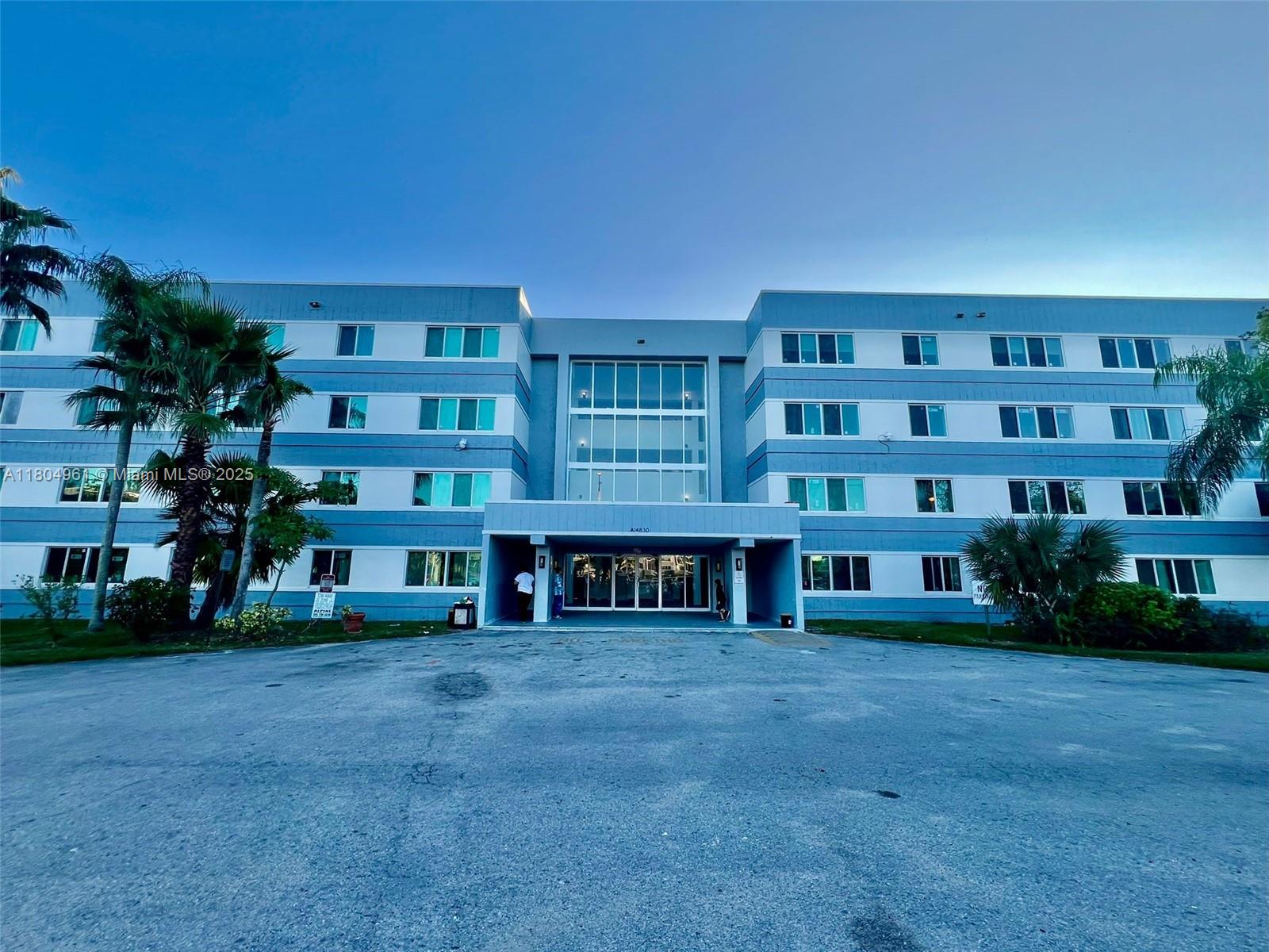 Rental Property at 14830 Naranja Lakes Blvd A3r, Homestead, Miami-Dade County, Florida - Bedrooms: 2 
Bathrooms: 2  - $1,950 MO.
