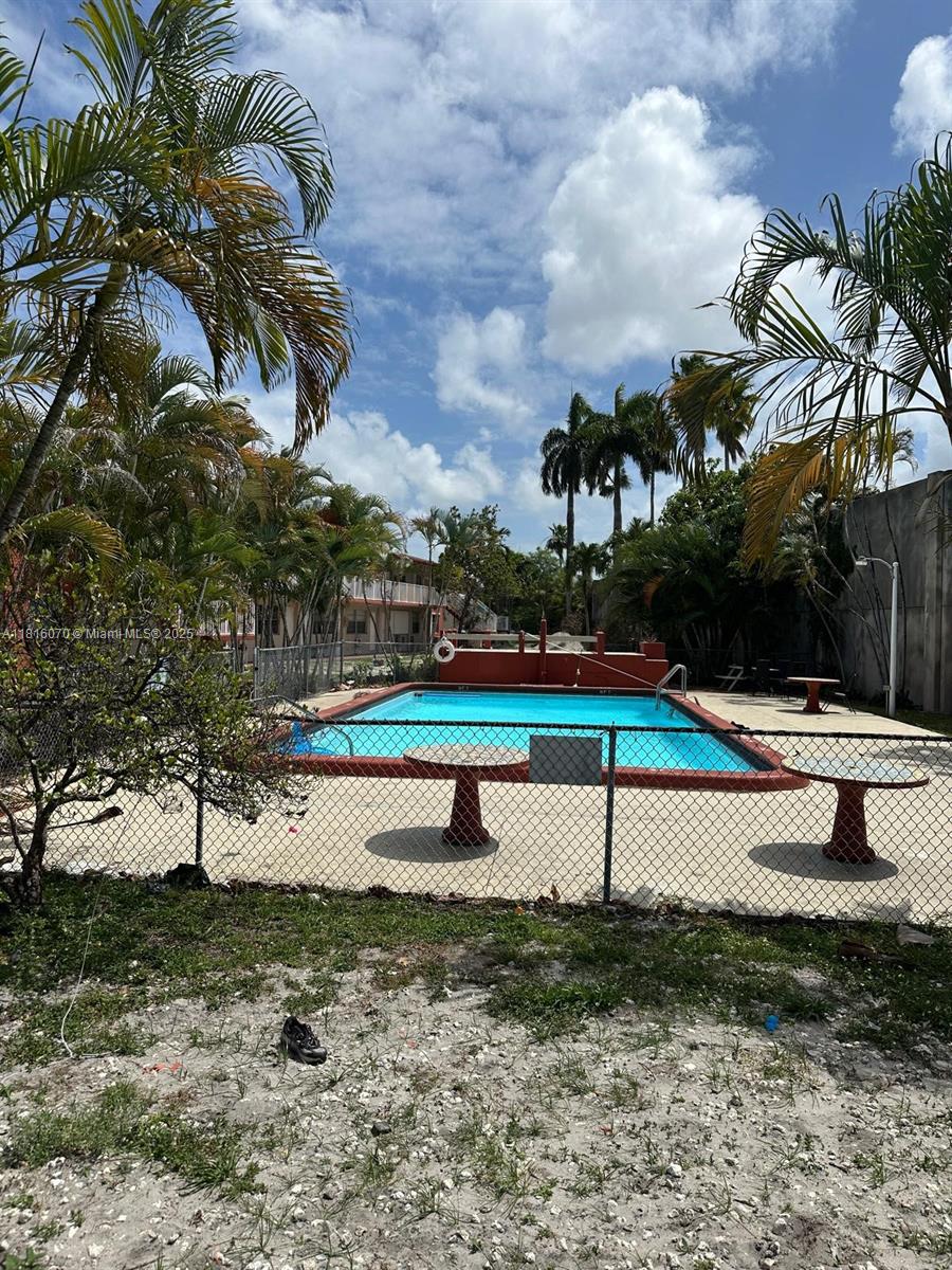 TOWN COLONY CONDO - Residential