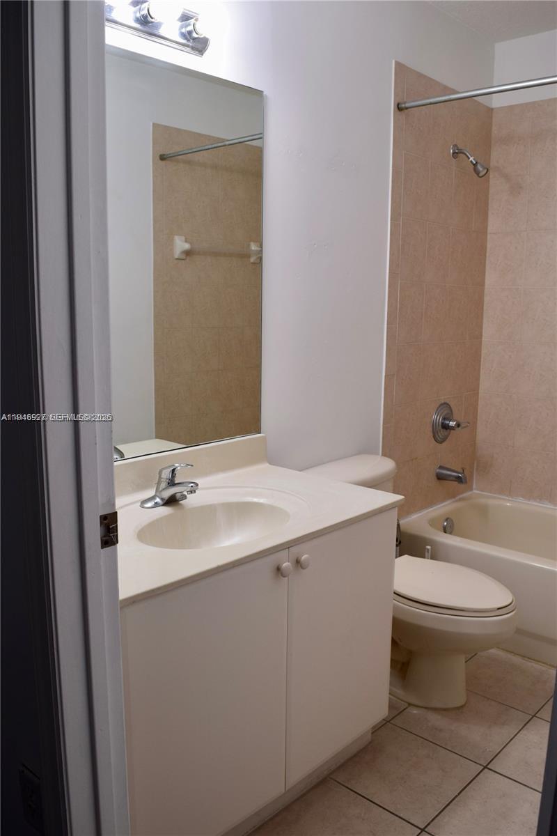 14162 SW 260th St 104