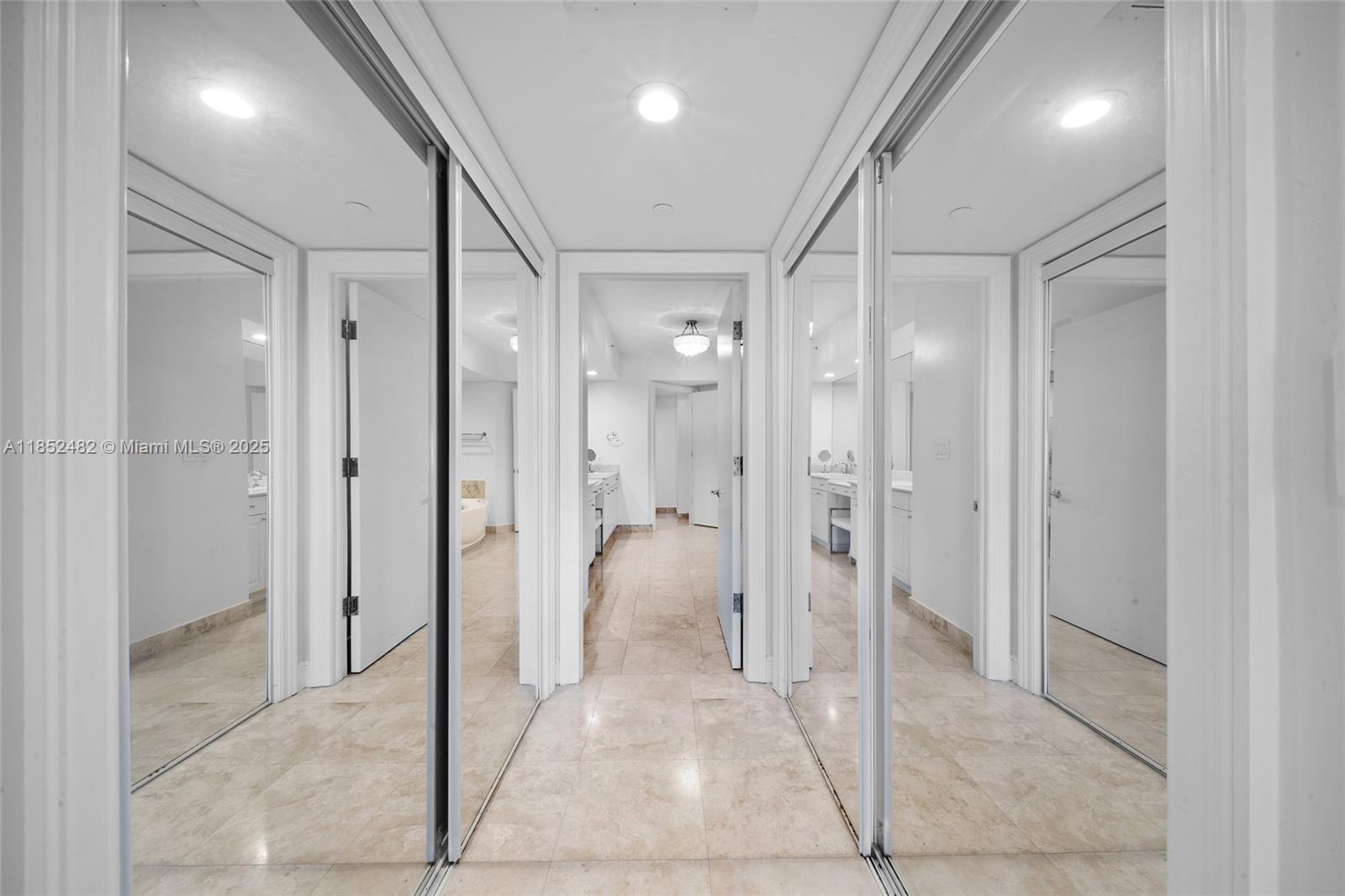 HAMPTONS SOUTH CONDO - Residential Lease