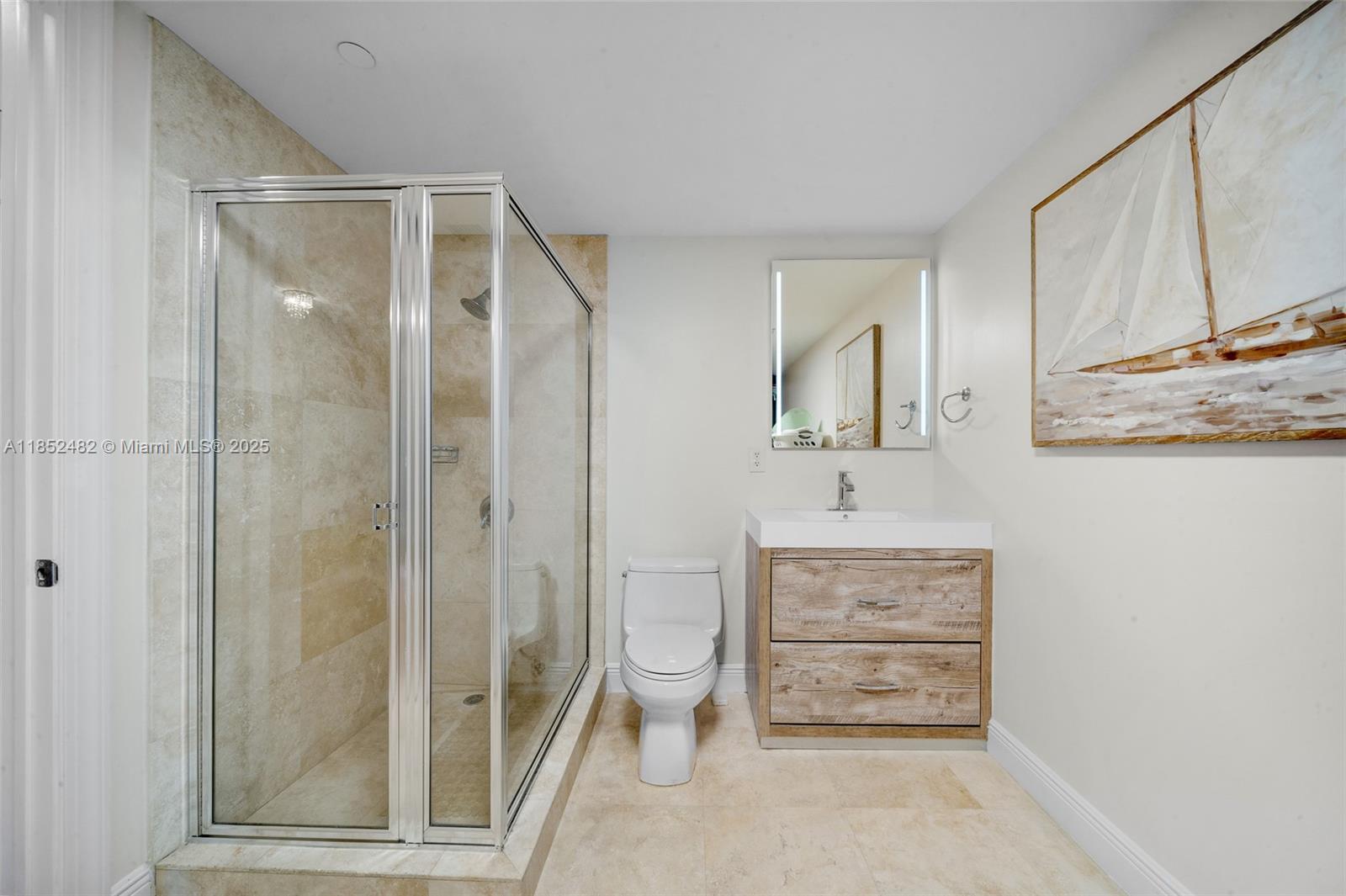 HAMPTONS SOUTH CONDO - Residential Lease