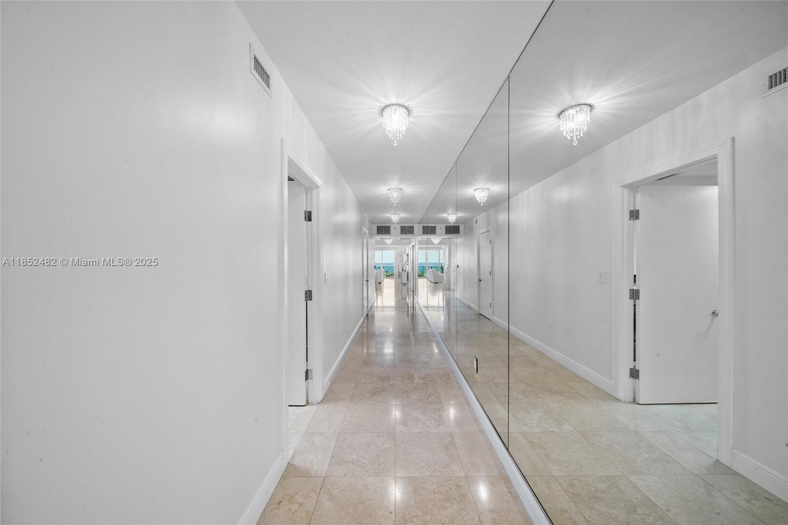 HAMPTONS SOUTH CONDO - Residential Lease