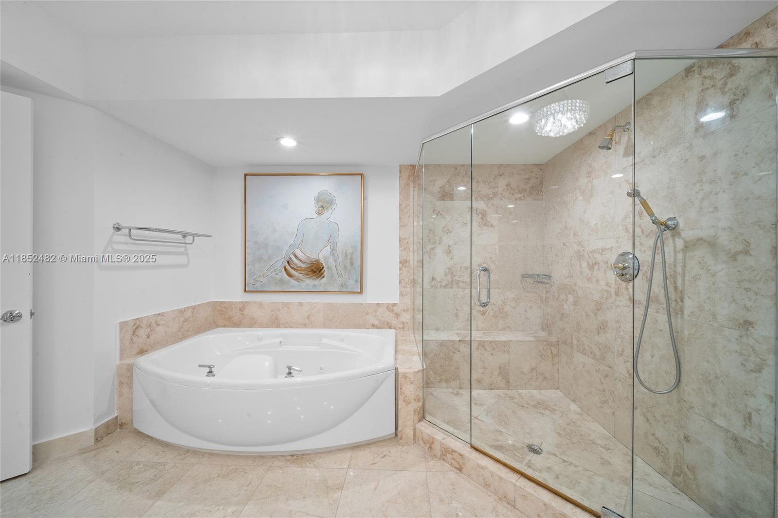 HAMPTONS SOUTH CONDO - Residential Lease