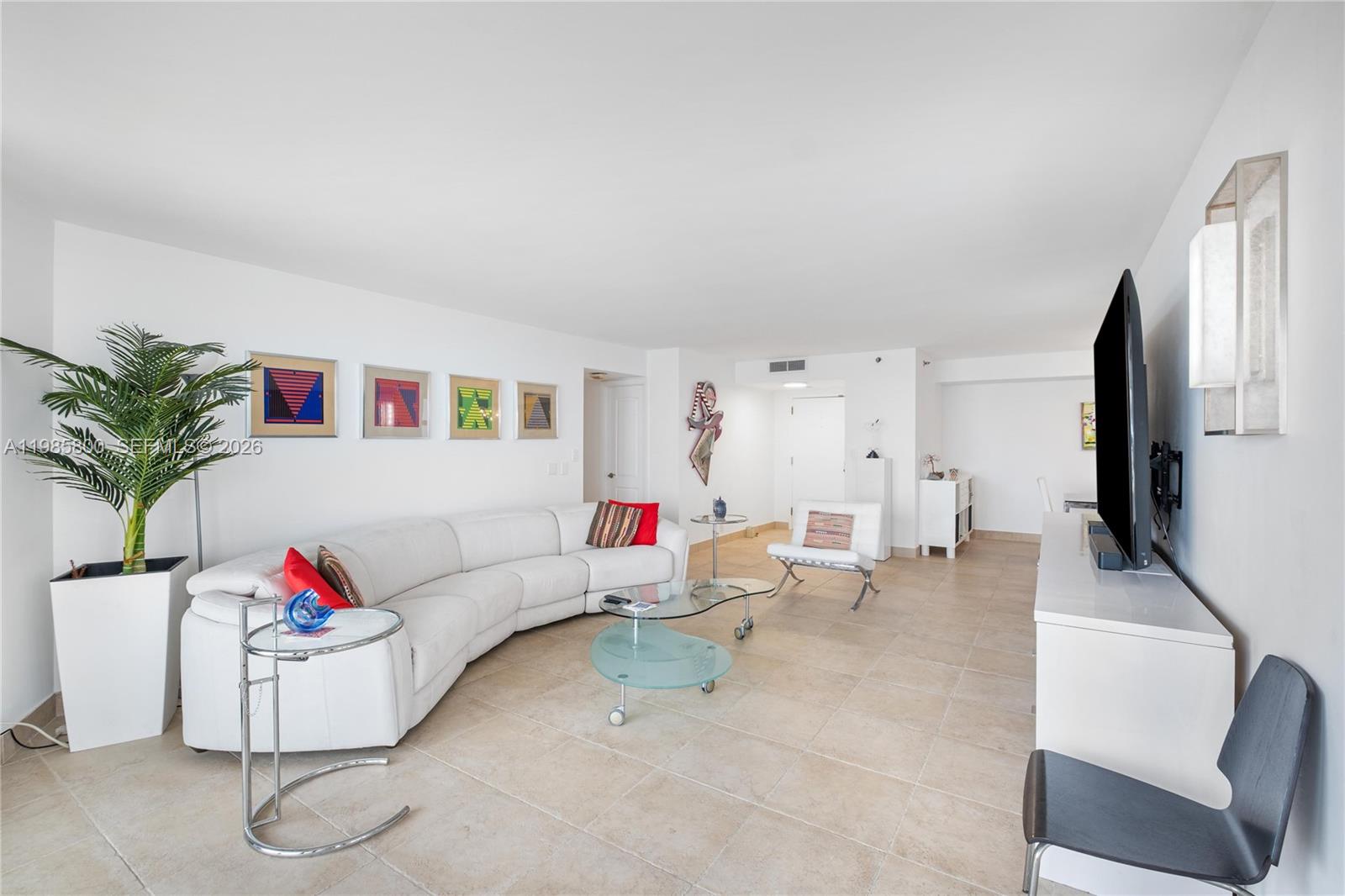 THE TOWERS OF QUAYSIDE CO - Residential