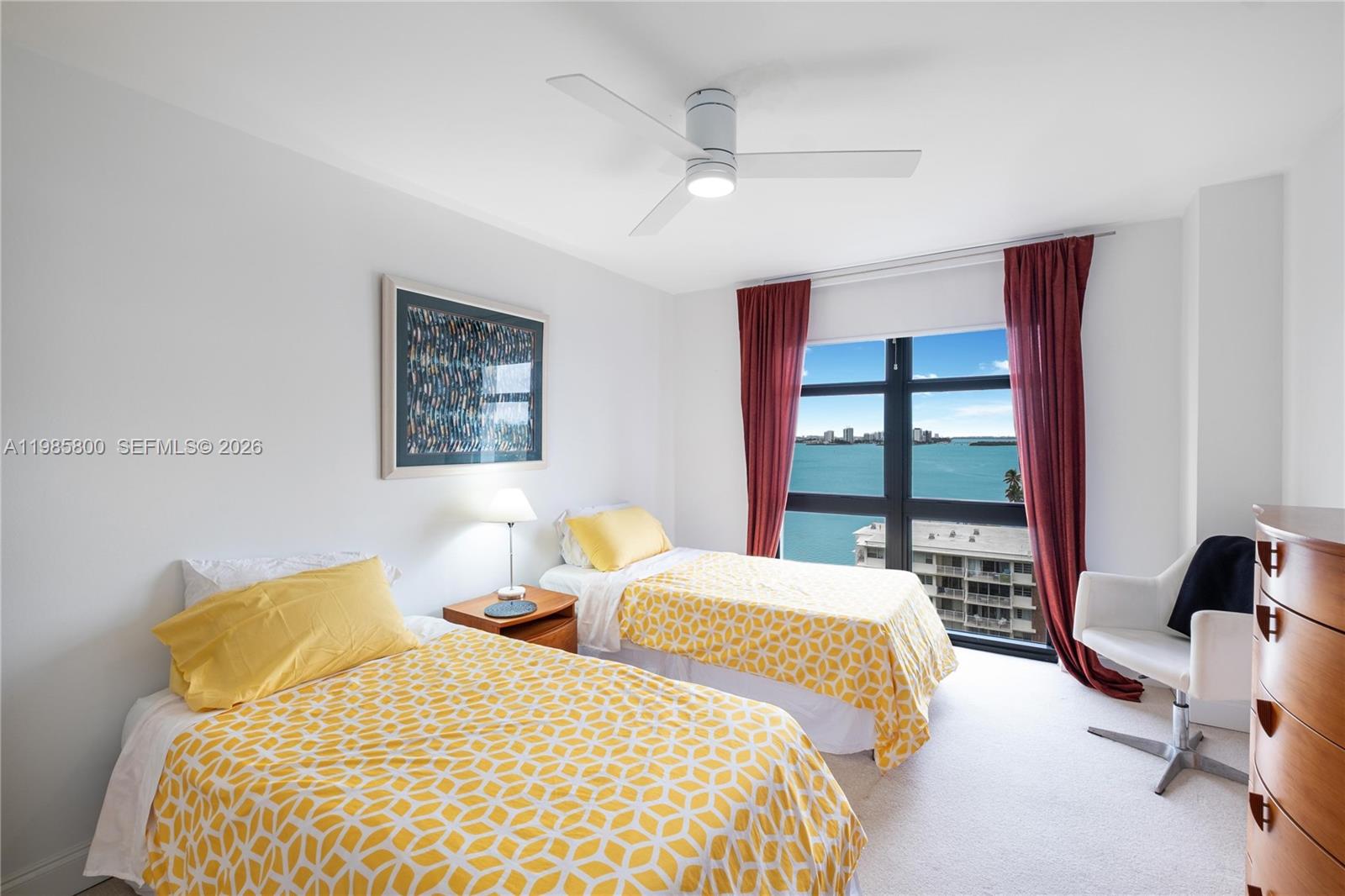 THE TOWERS OF QUAYSIDE CO - Residential