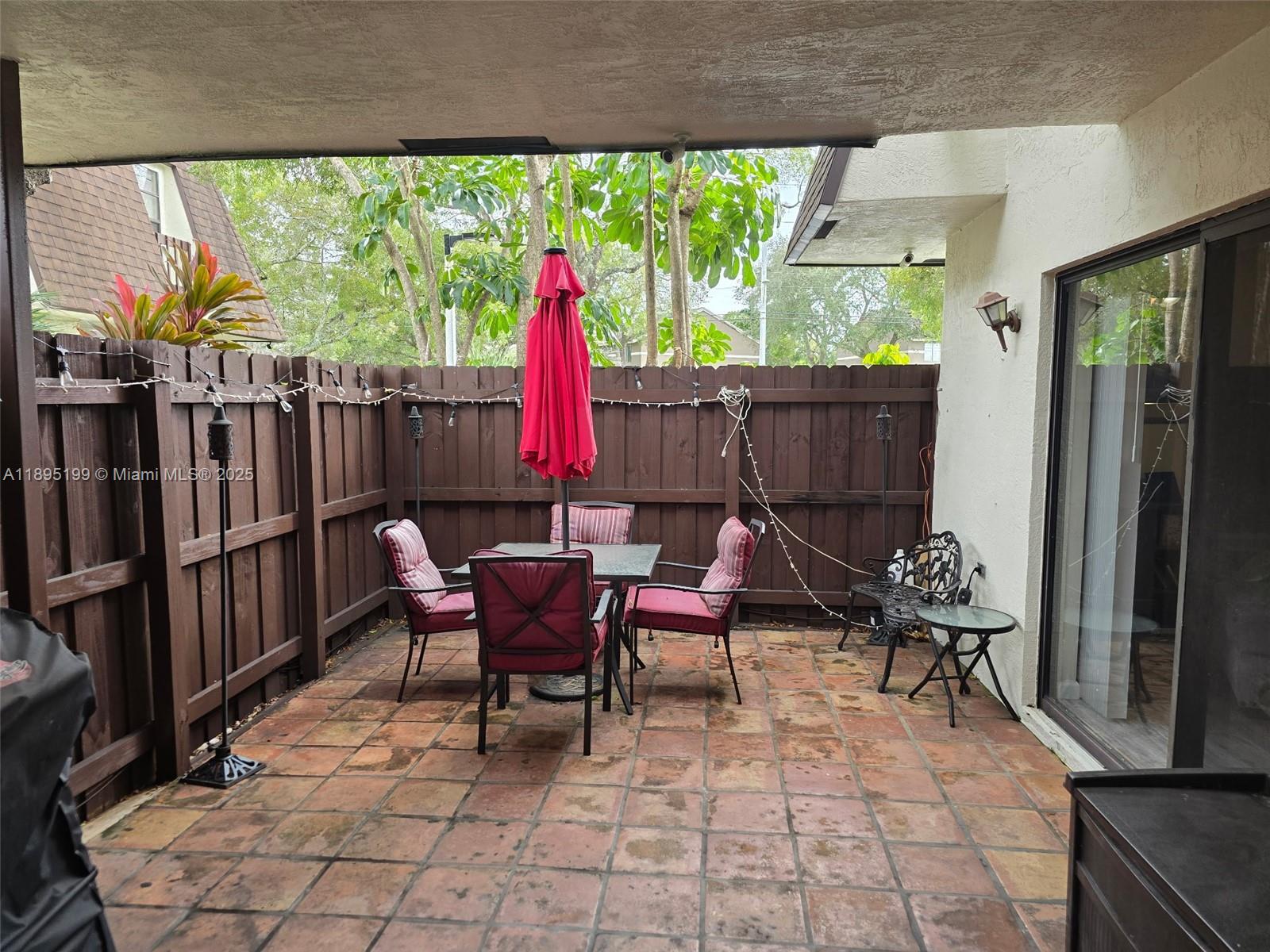 LAUDERDALE NORTH PARK SEC - Residential