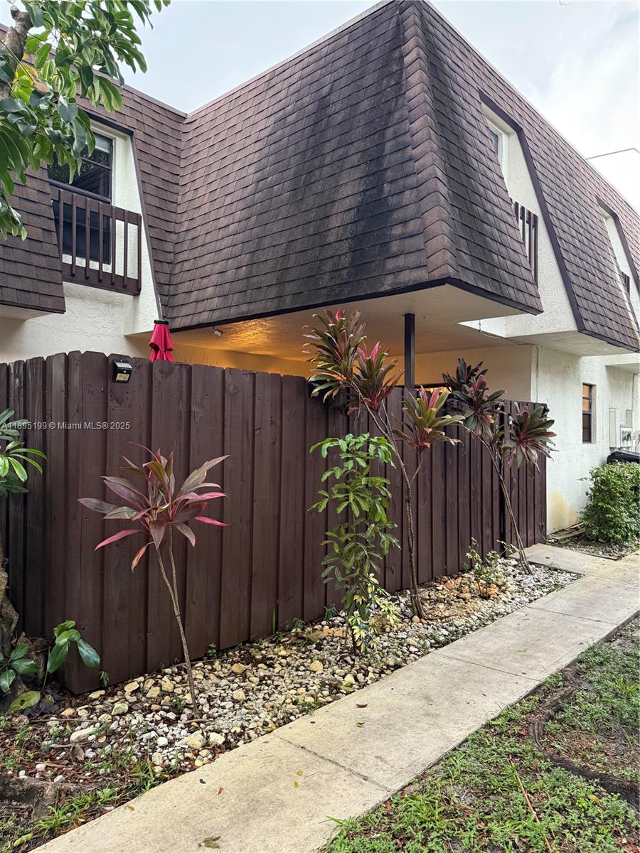 LAUDERDALE NORTH PARK SEC - Residential