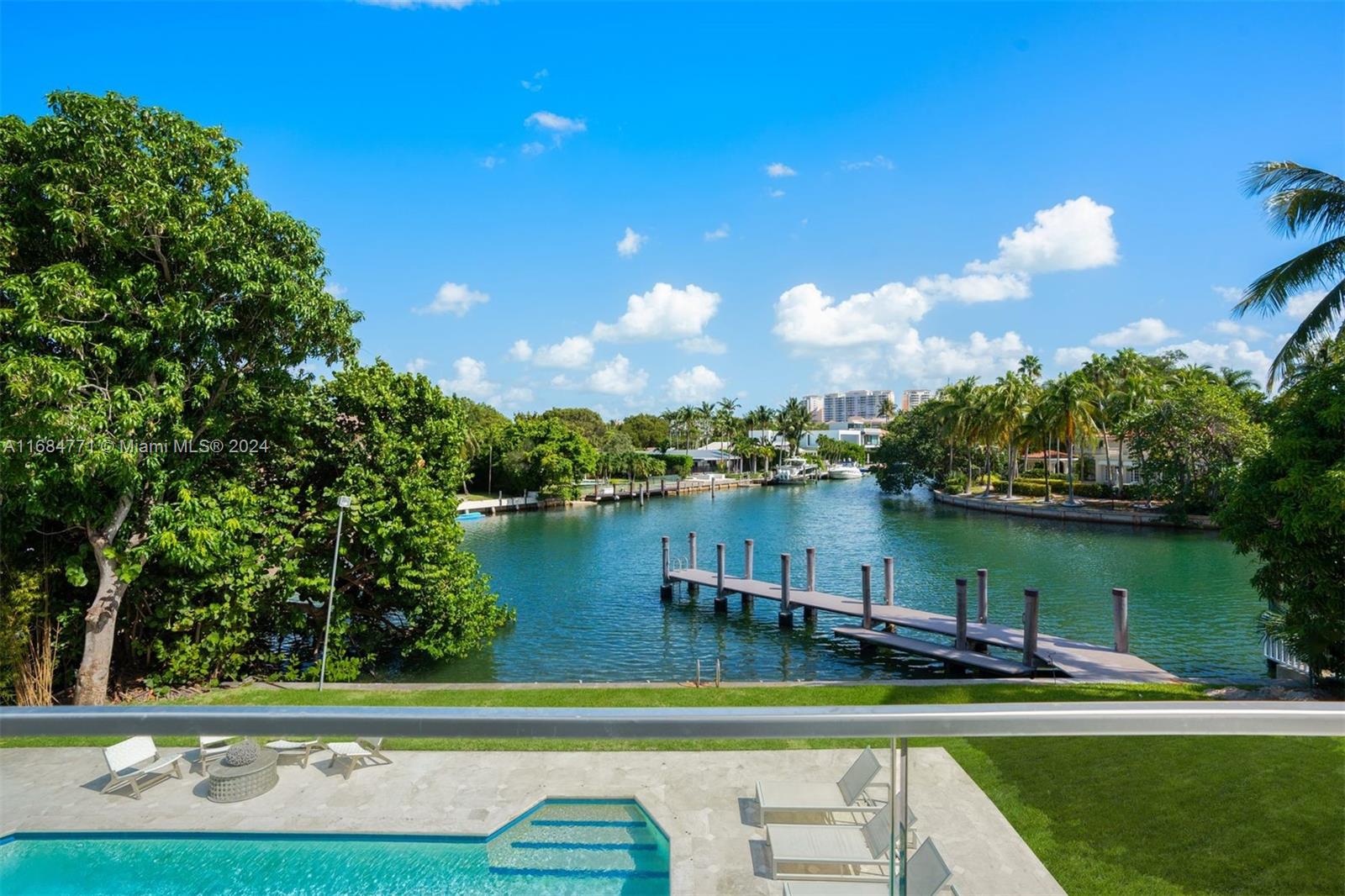 Property for Sale at 945 Mariner Drive, Key Biscayne, Miami-Dade County, Florida - Bedrooms: 6 
Bathrooms: 6  - $14,475,000