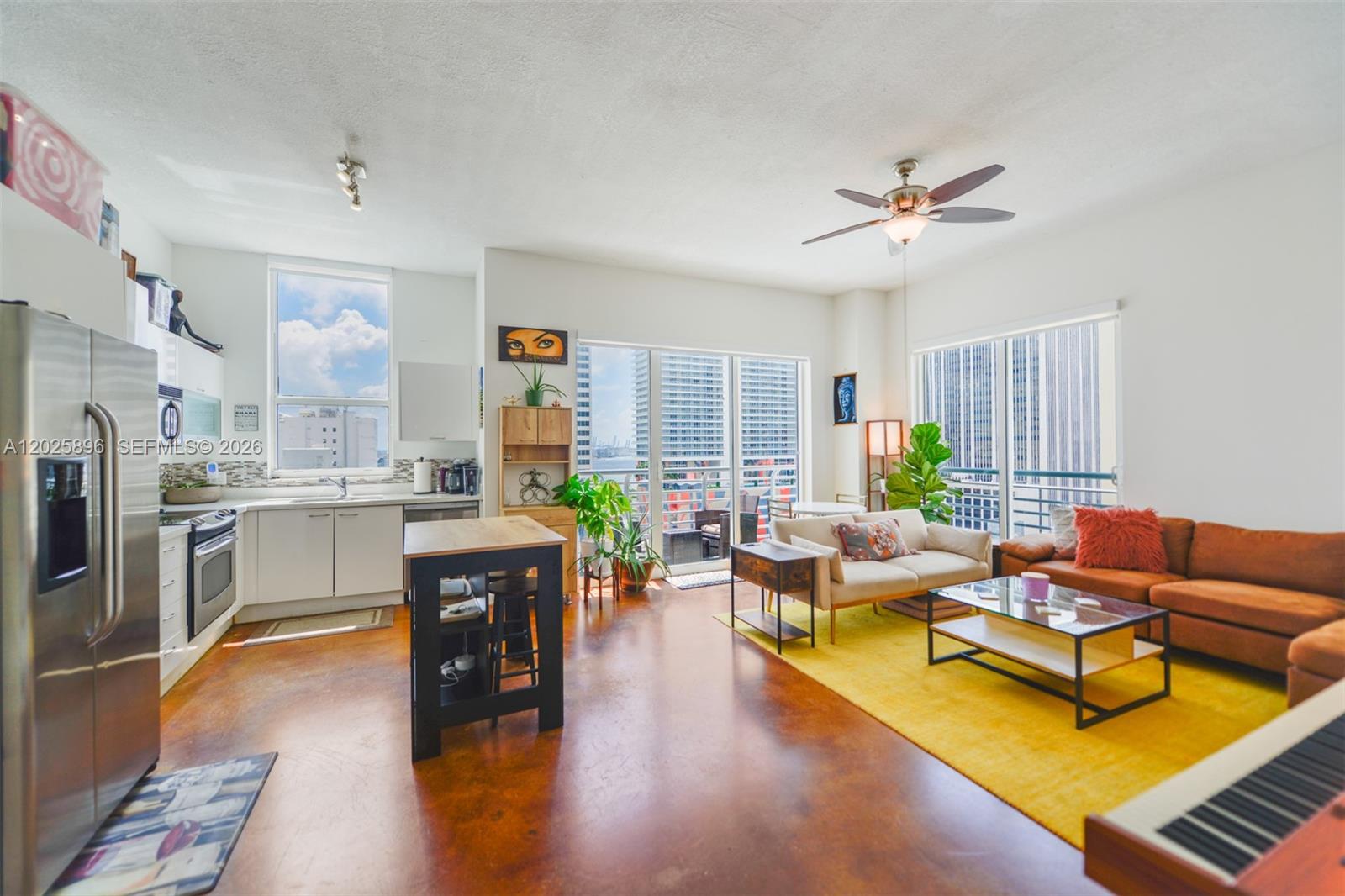 THE LOFT DOWNTOWN II COND - Residential