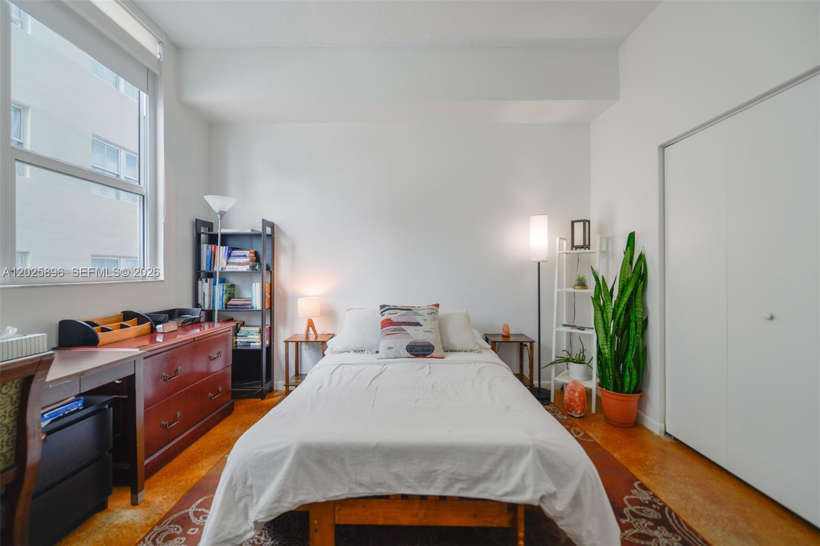 THE LOFT DOWNTOWN II COND - Residential