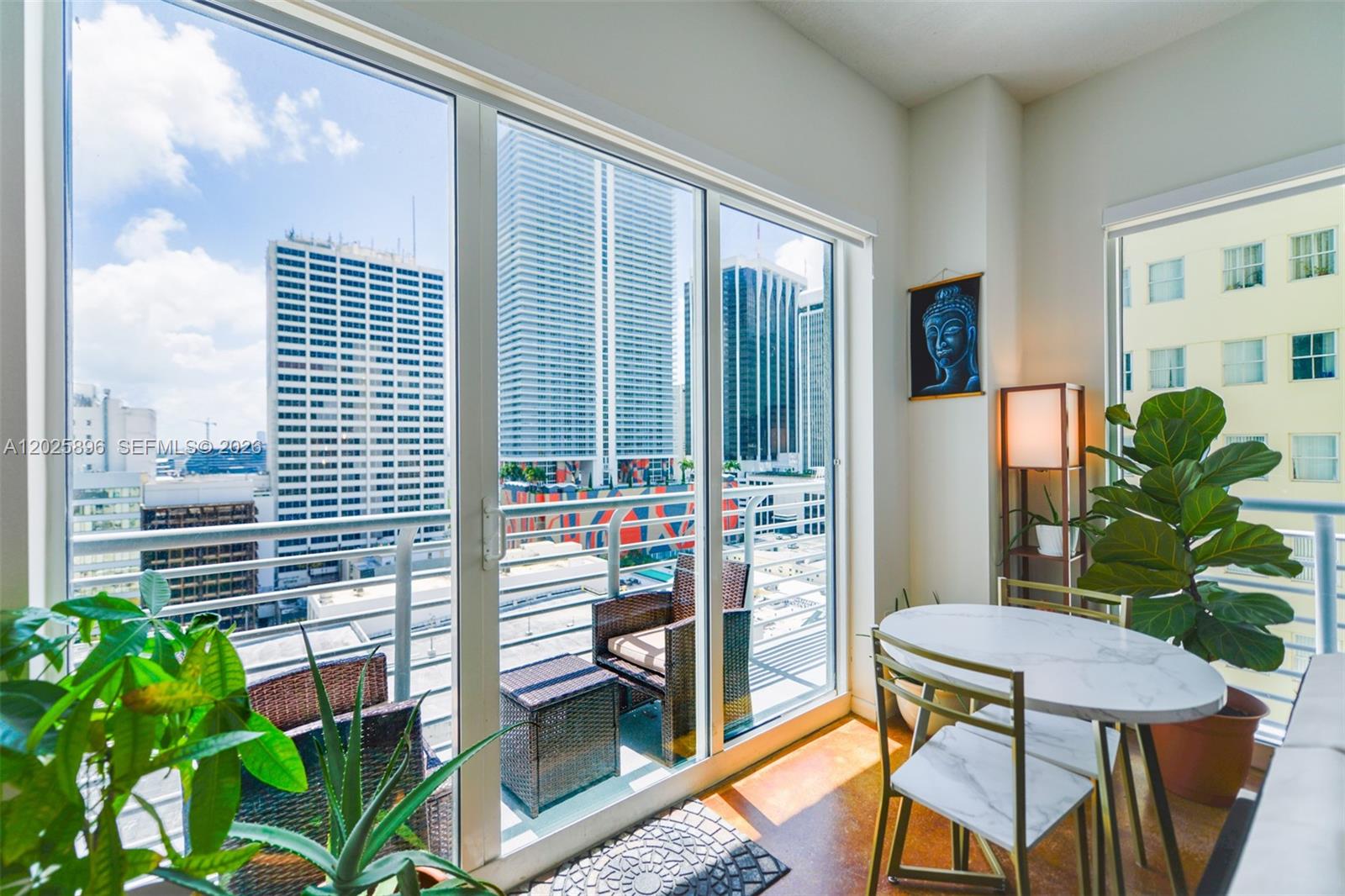 THE LOFT DOWNTOWN II COND - Residential