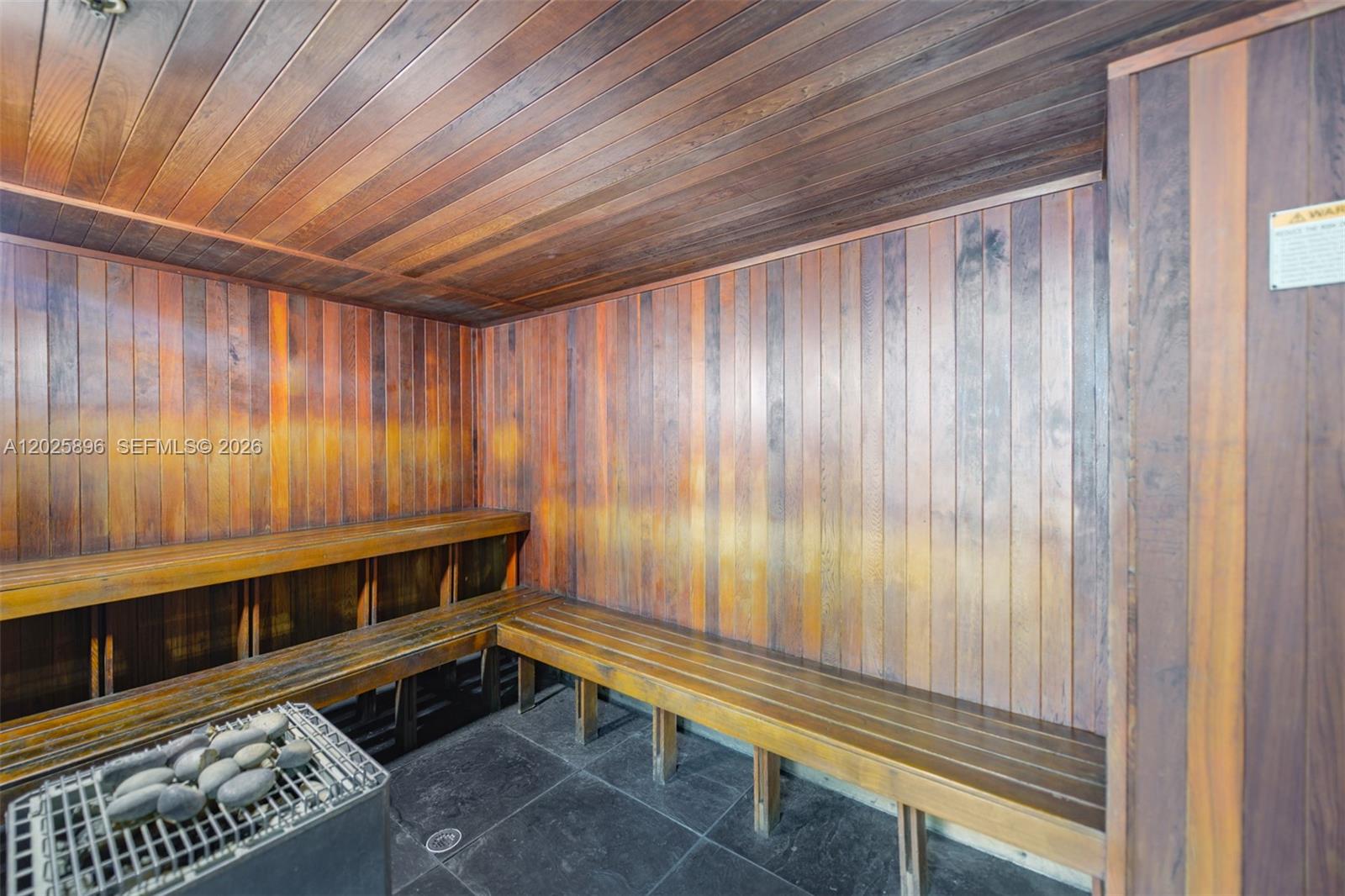 THE LOFT DOWNTOWN II COND - Residential