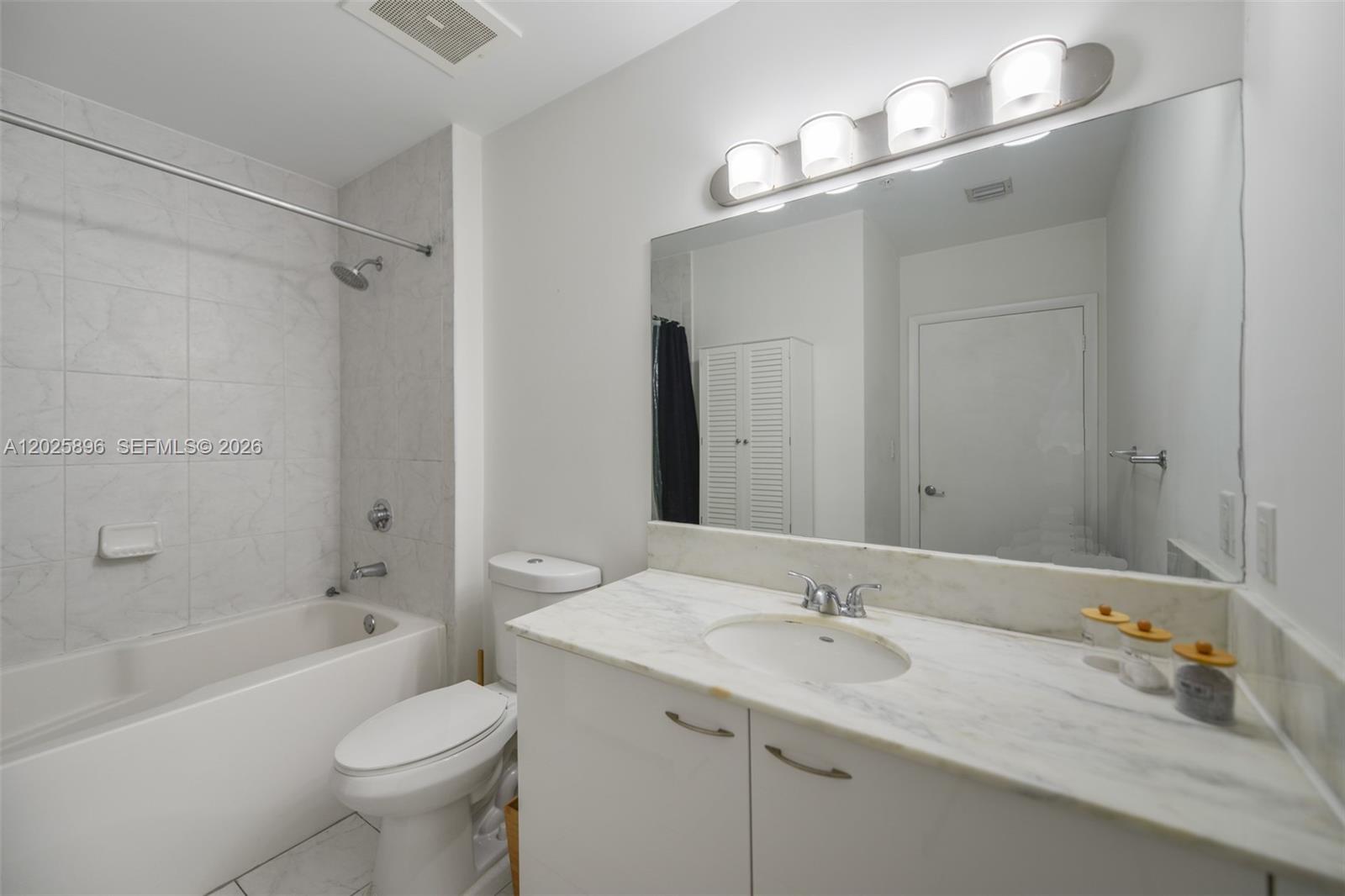 THE LOFT DOWNTOWN II COND - Residential