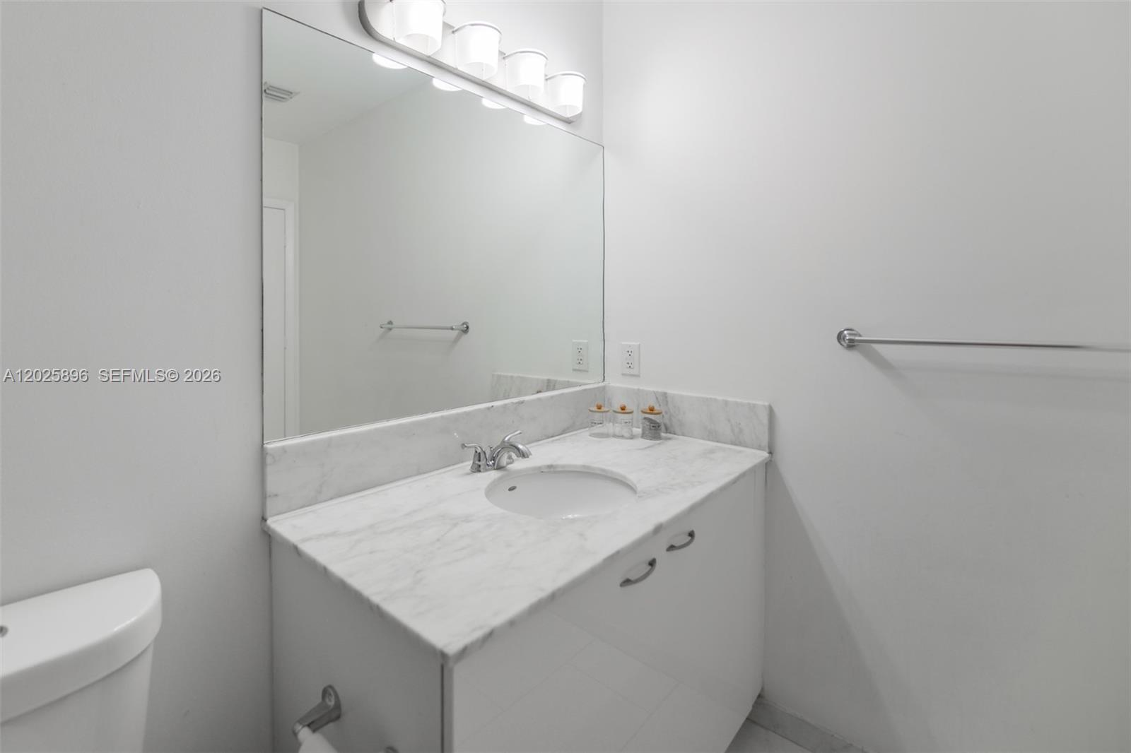 THE LOFT DOWNTOWN II COND - Residential