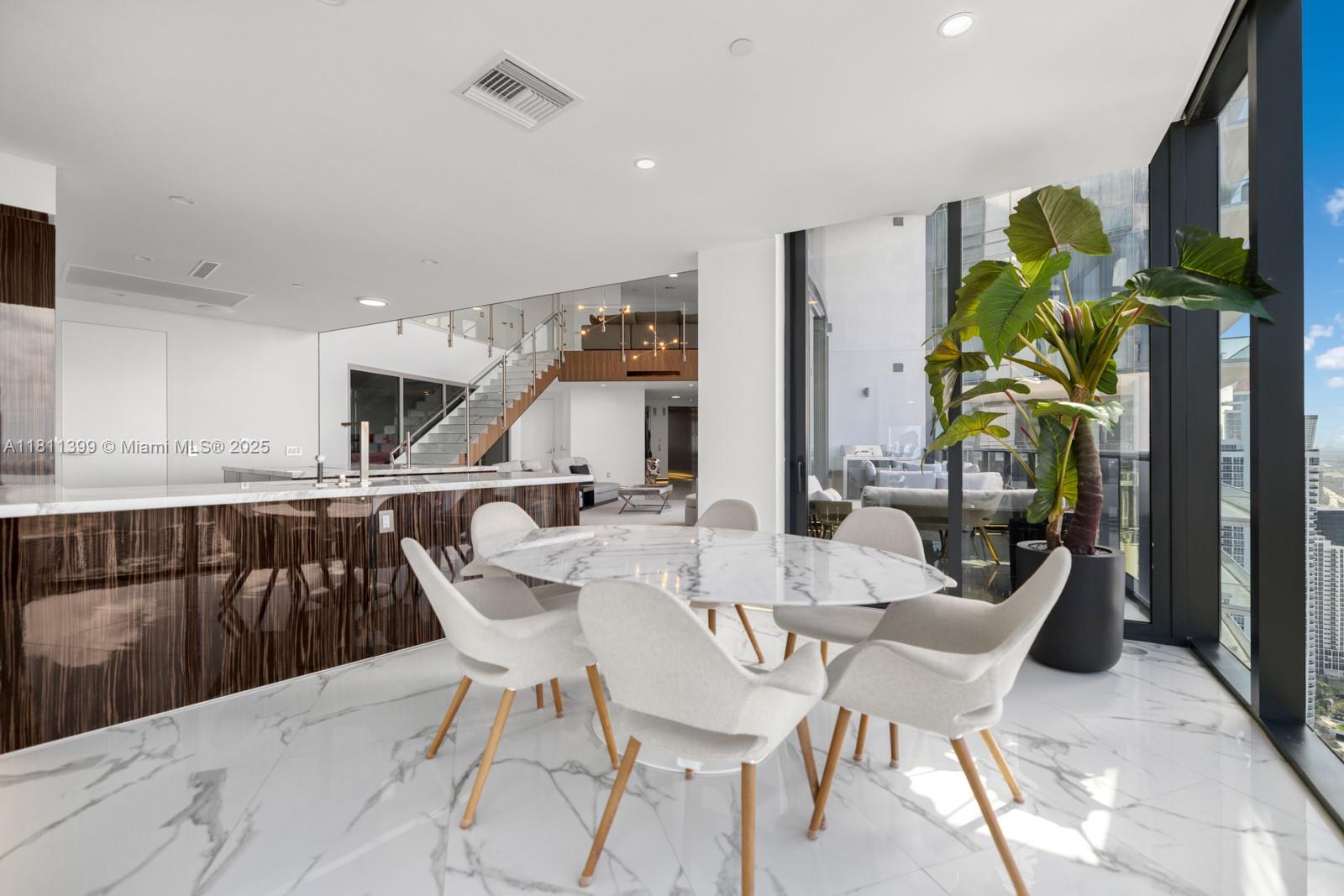 18555 COLLINS AVENUE COND - Residential