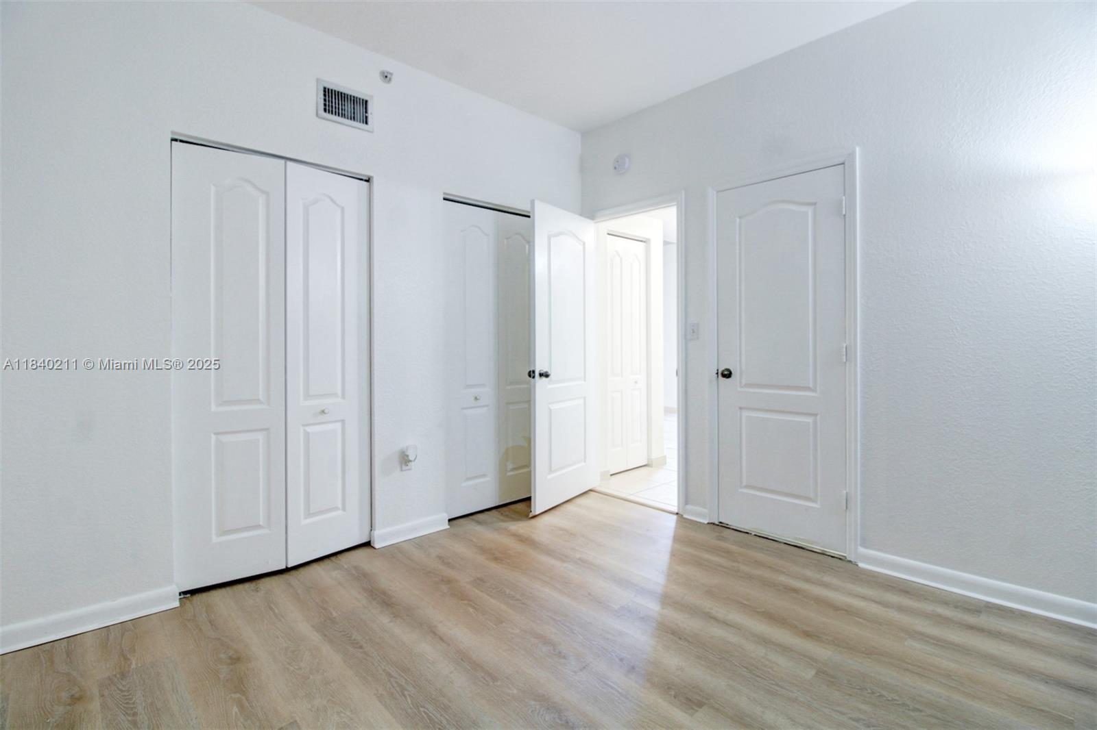 POINCIANA LAKES VILLAS CO - Residential