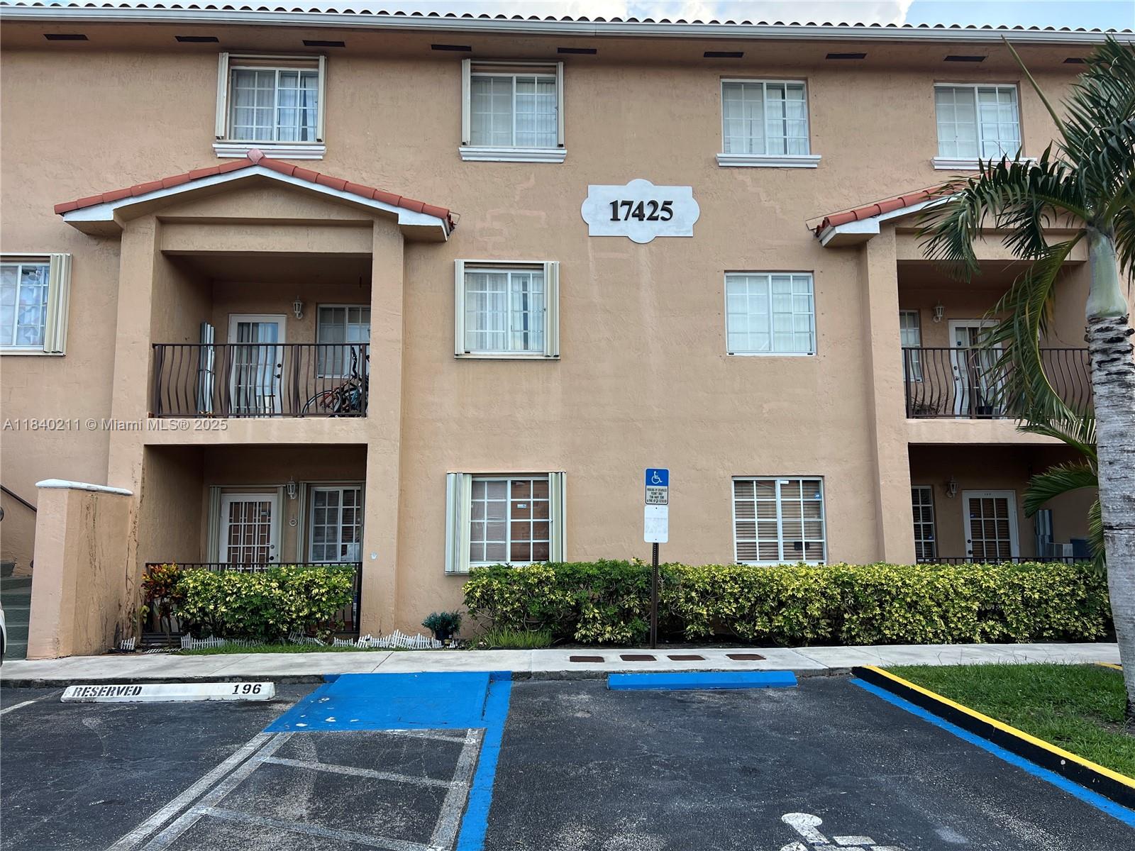 CENTRALLY LOCATED 3 BED 2 BATH FIRST FLOOR CONDO WITH ALL TILE FLOORS, WASHER AND DRYER, GREAT NEIGHBORHOOD, NEAR MAJOR EXPRESSWAYS, SCHOOLS AND SHOPPING. GREAT FOR A FIRST TIME HOME BUYER OR INVESTMENT. EASY TO SHOW. CALL NOW.