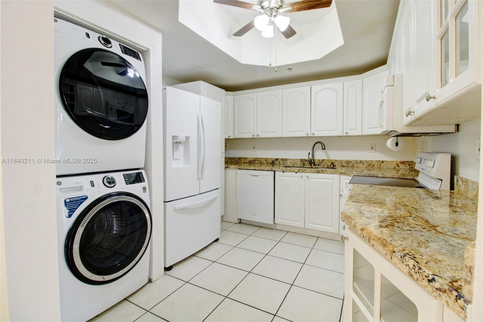 POINCIANA LAKES VILLAS CO - Residential