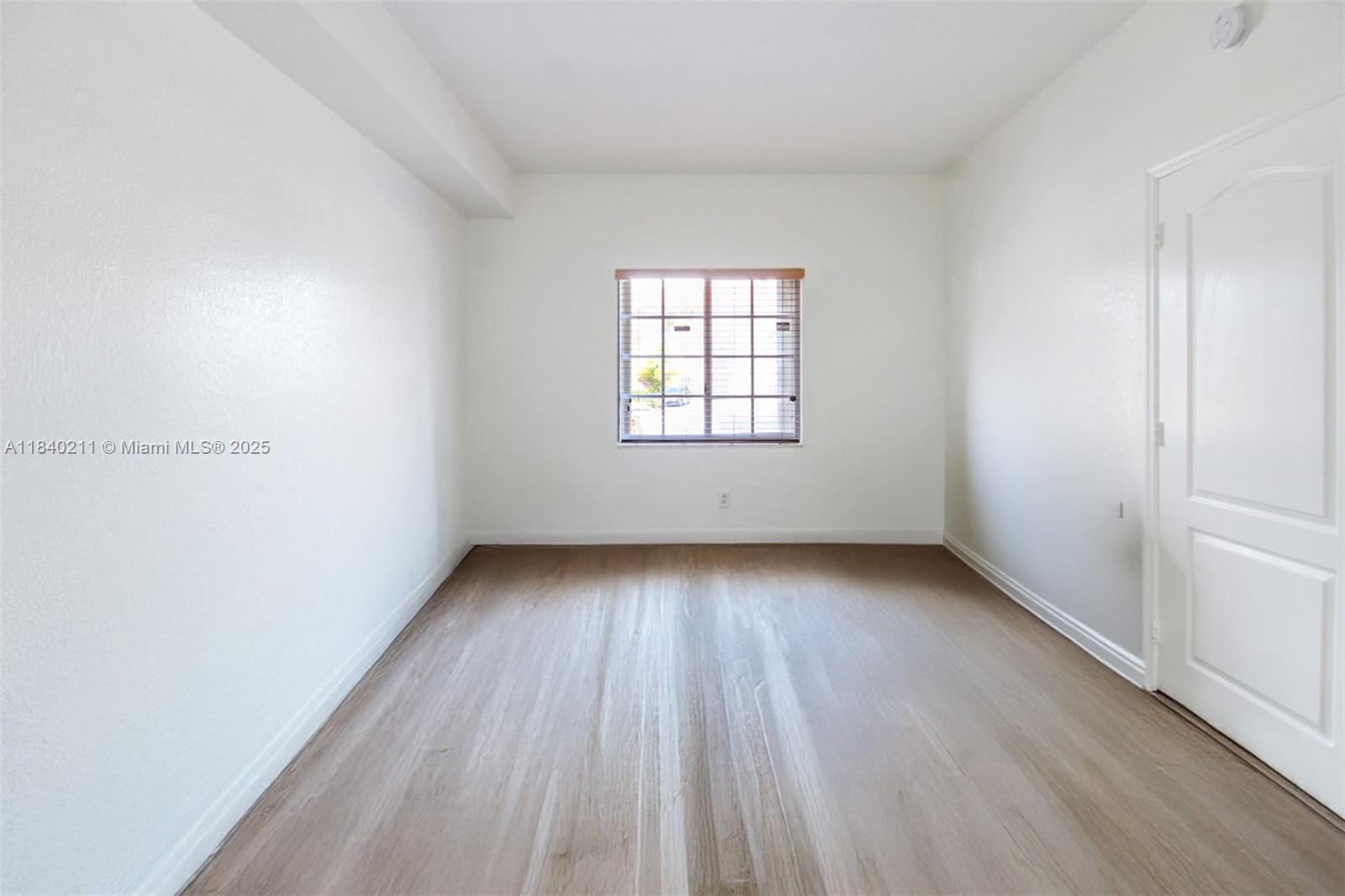 POINCIANA LAKES VILLAS CO - Residential