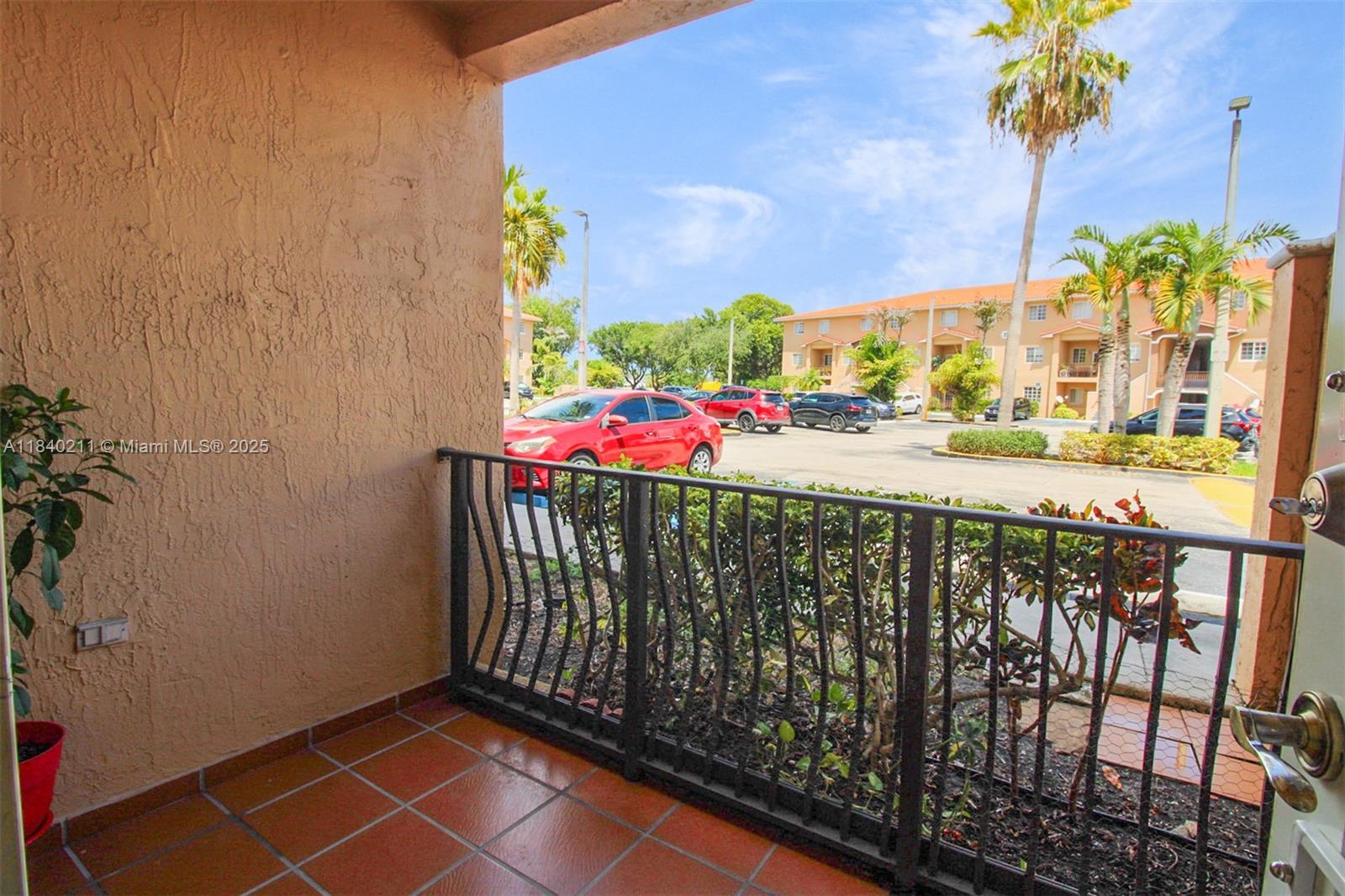 POINCIANA LAKES VILLAS CO - Residential