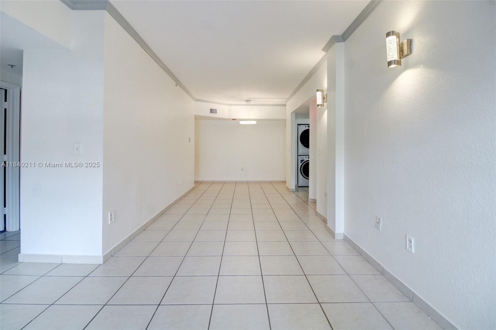 POINCIANA LAKES VILLAS CO - Residential