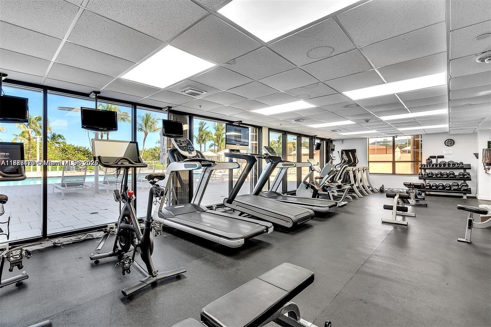 THE PLAZA OF BAL HARBOUR - Residential