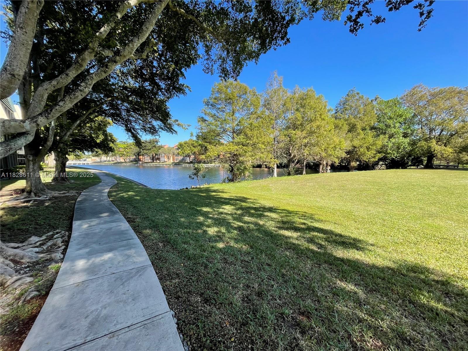 LIME BAY CONDOMINIUM 2 - Residential