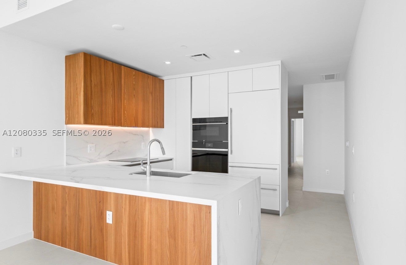 1400 biscayne 3805