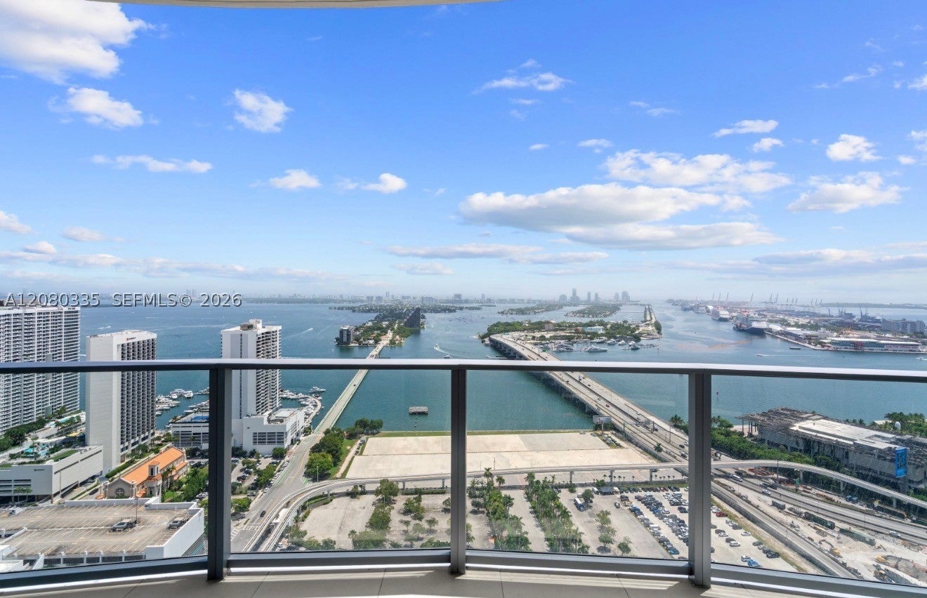 1400 biscayne BLVD