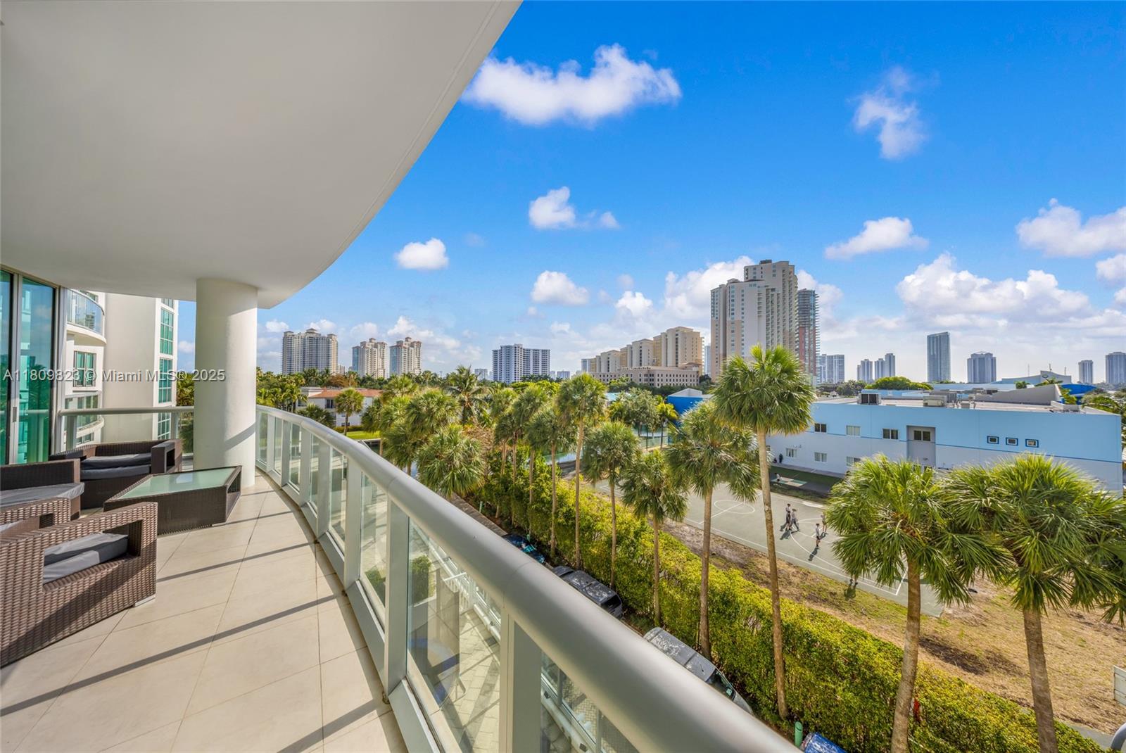 THE ATRIUM AT AVENTURA CO - Residential
