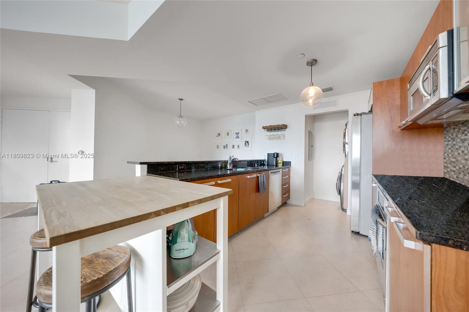 THE ATRIUM AT AVENTURA CO - Residential