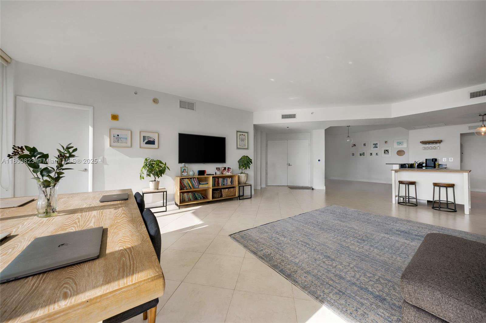 THE ATRIUM AT AVENTURA CO - Residential