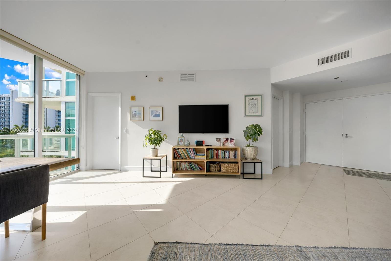 THE ATRIUM AT AVENTURA CO - Residential