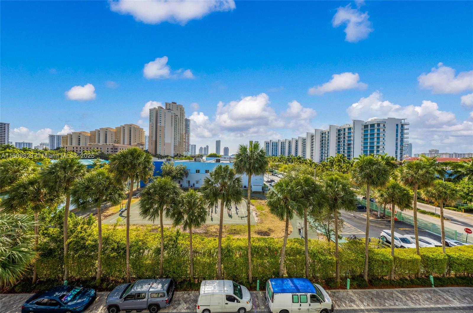 THE ATRIUM AT AVENTURA CO - Residential
