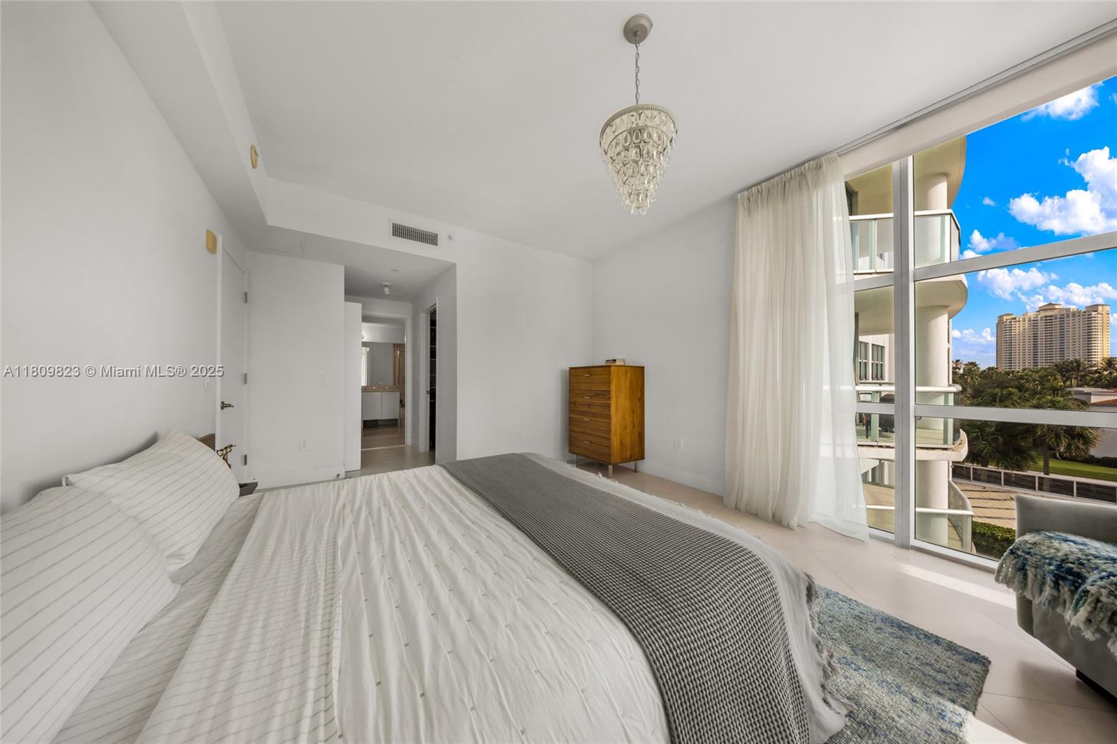 THE ATRIUM AT AVENTURA CO - Residential